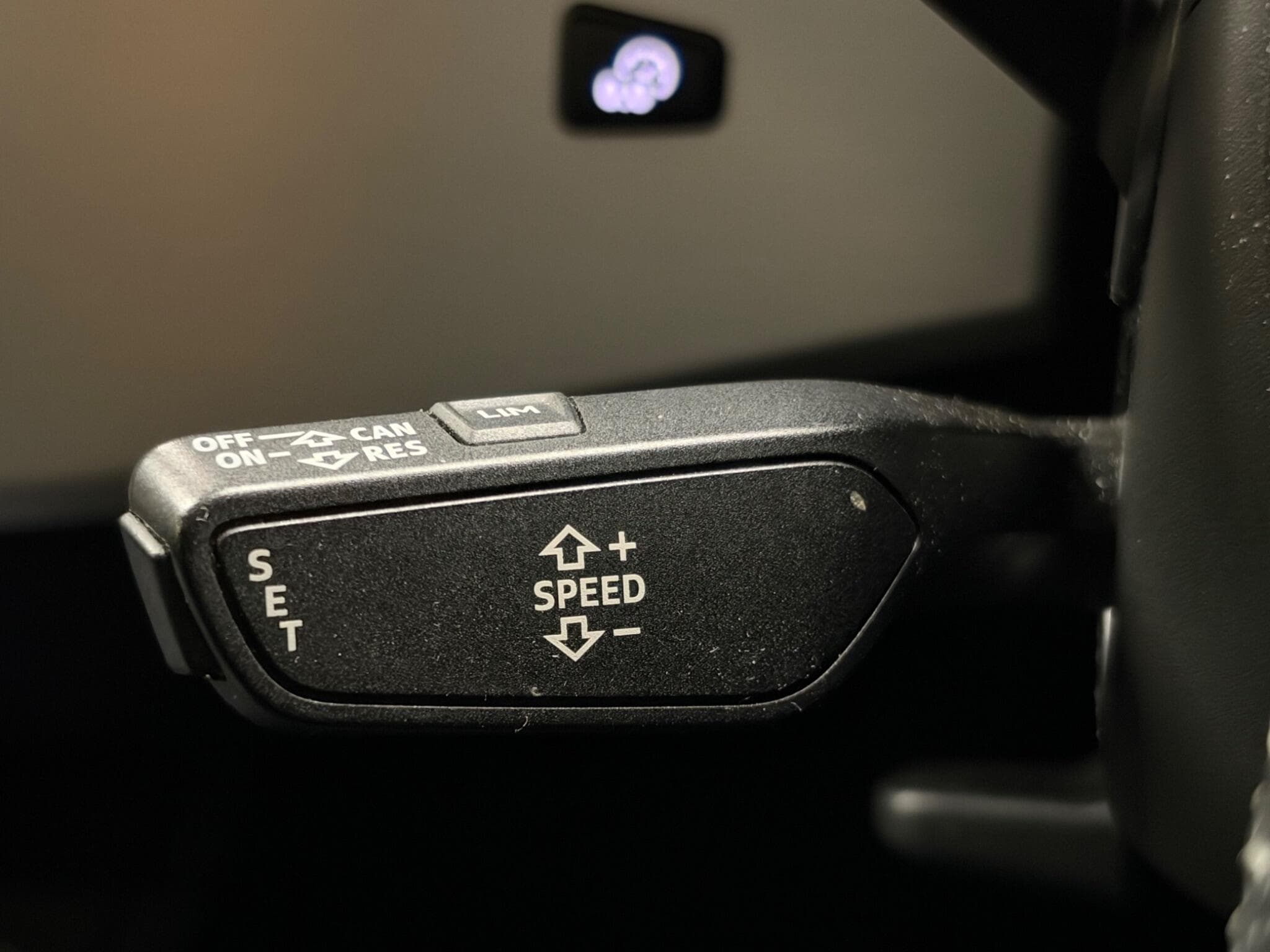 2016 Audi A4 - Thumbnail 33