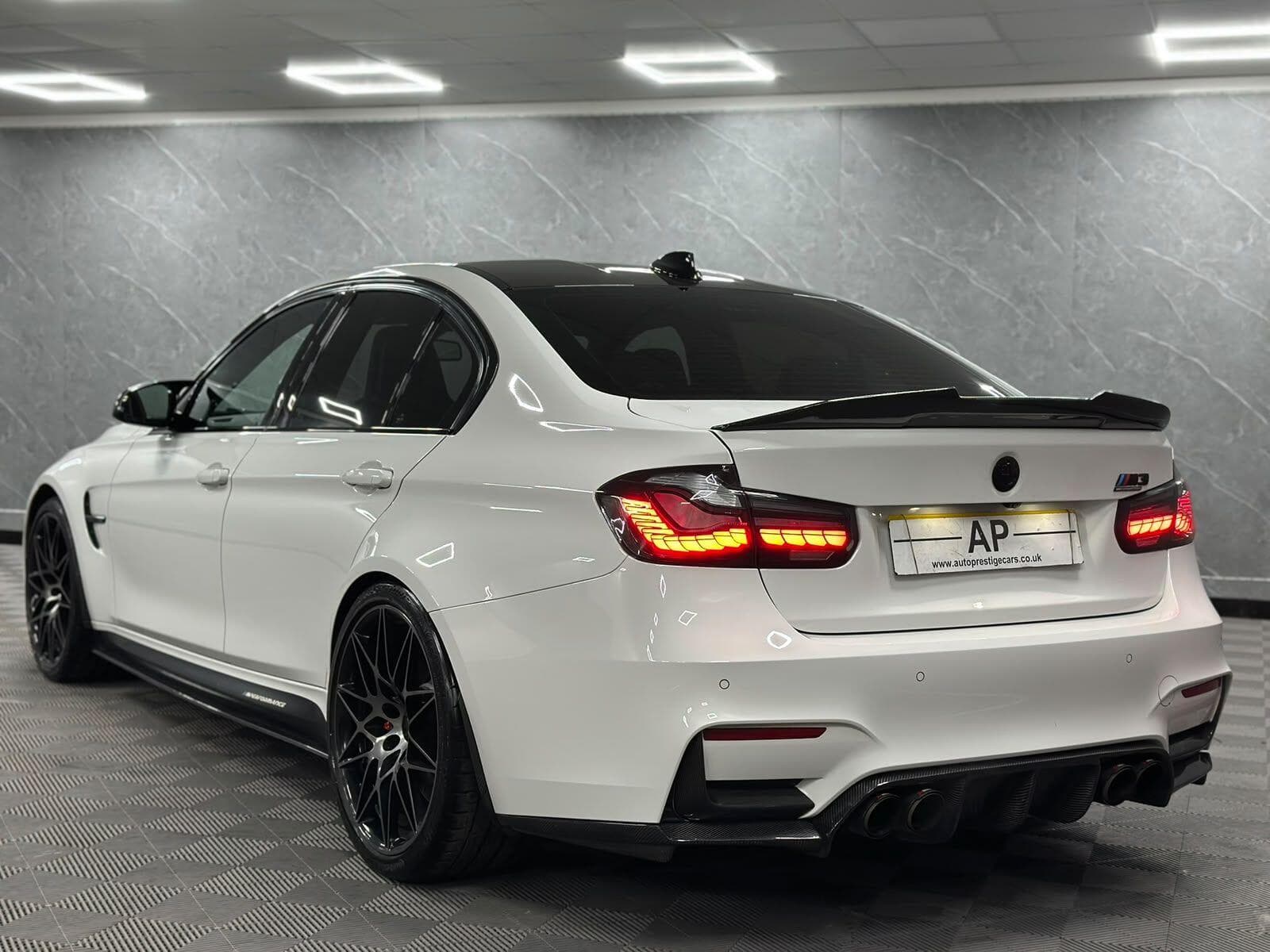 2018 BMW M3 - Thumbnail 11