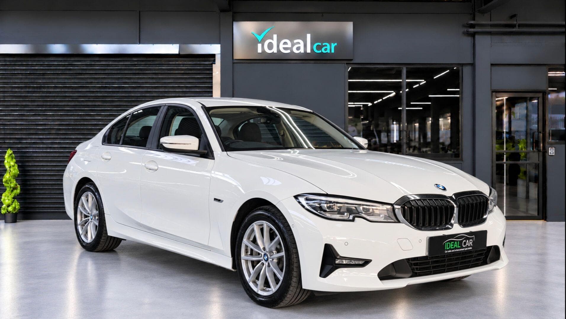 2021 BMW 3 Series - Thumbnail 6