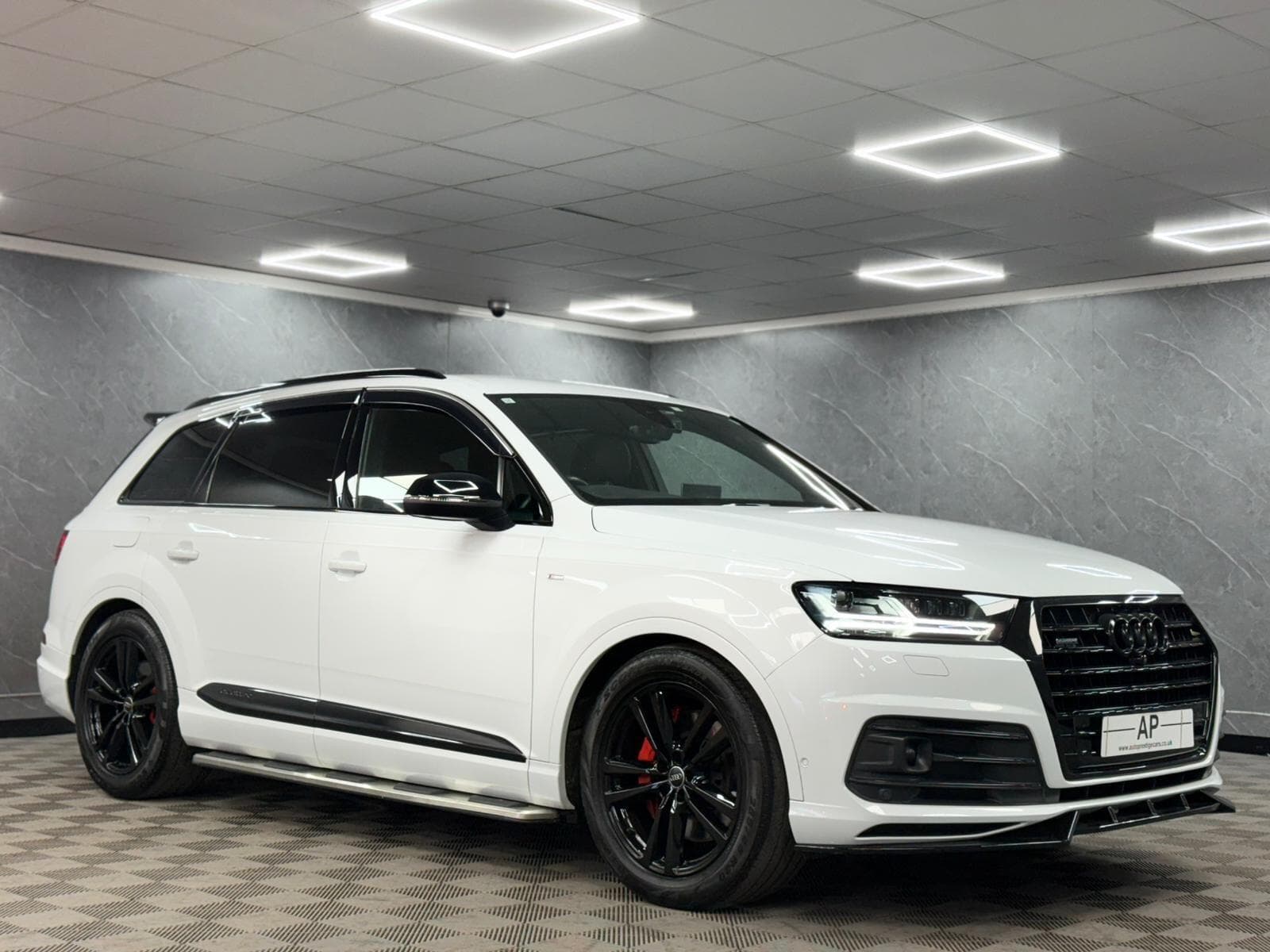 2017 Audi Q7 - Thumbnail 30