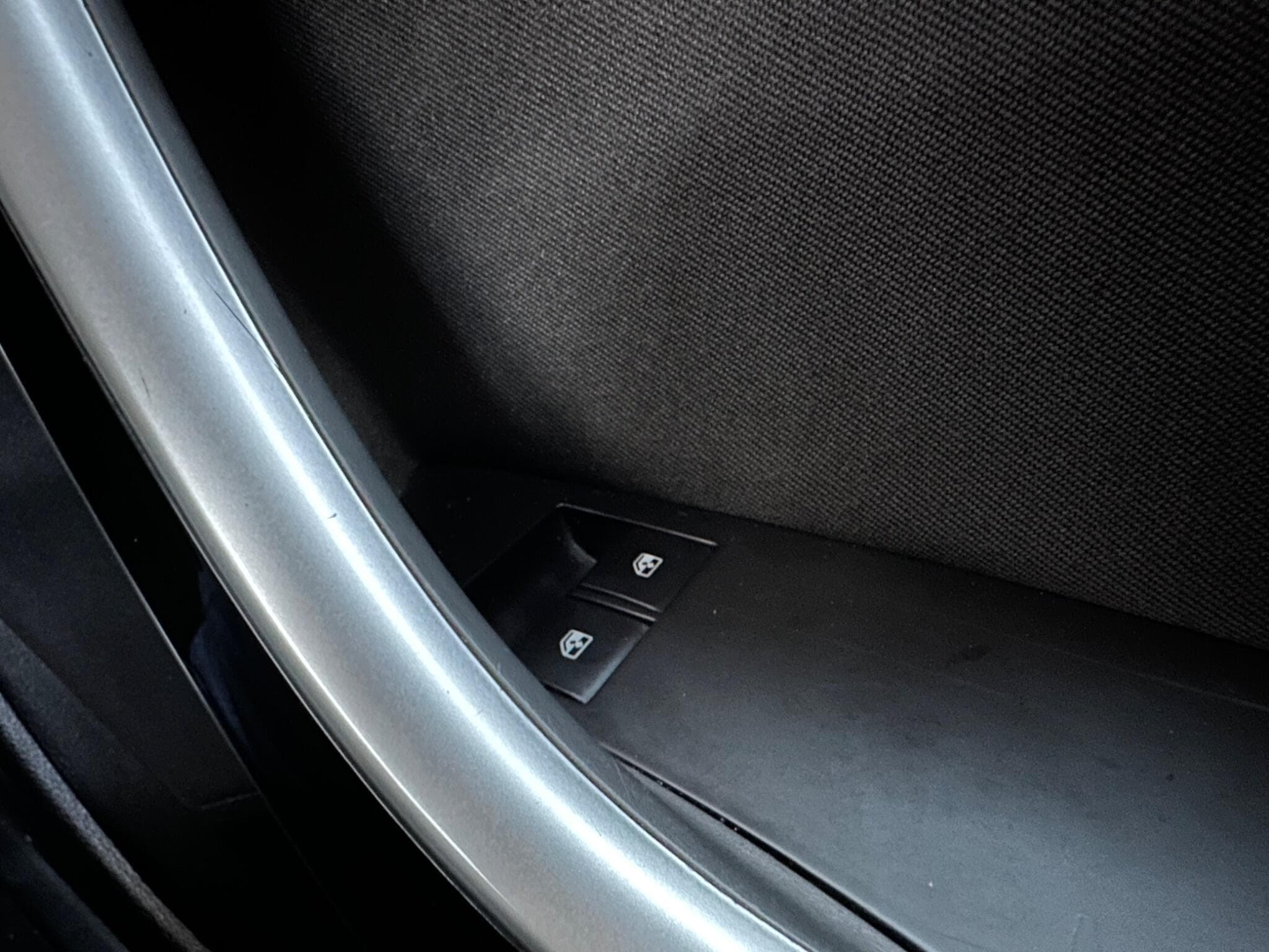 2014 Vauxhall Astra - Thumbnail 18