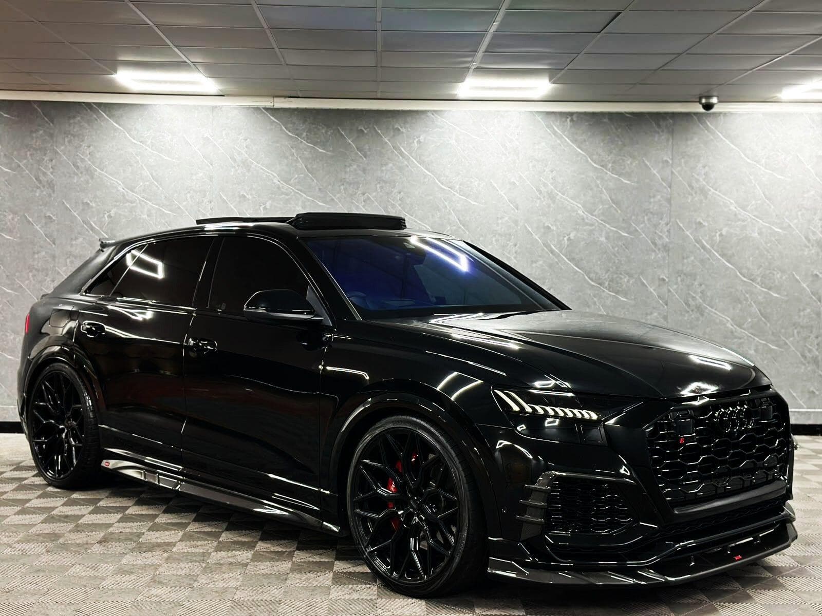 2022 Audi RSQ8 - Thumbnail 31