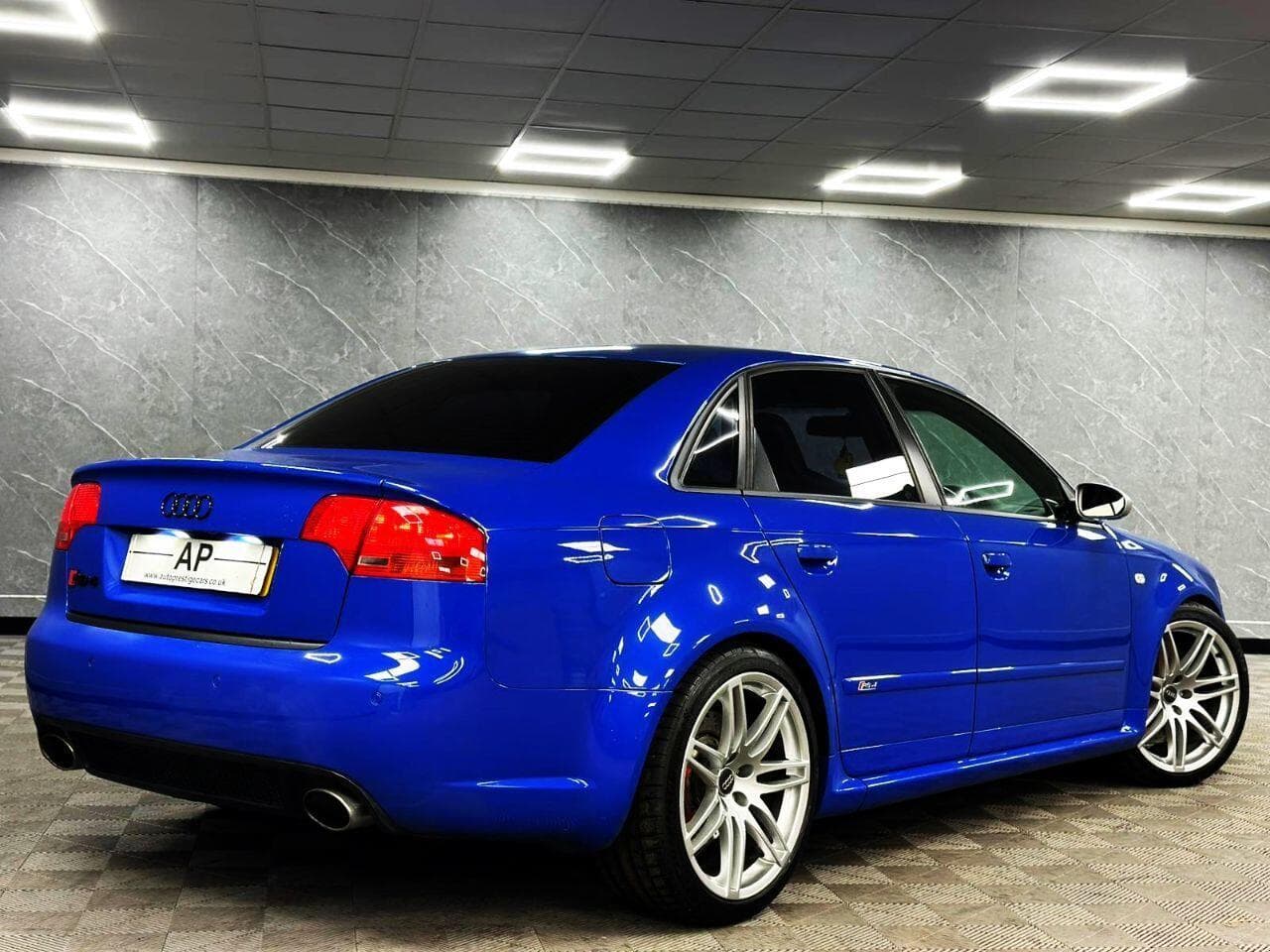 2006 Audi RS4 - Thumbnail 3