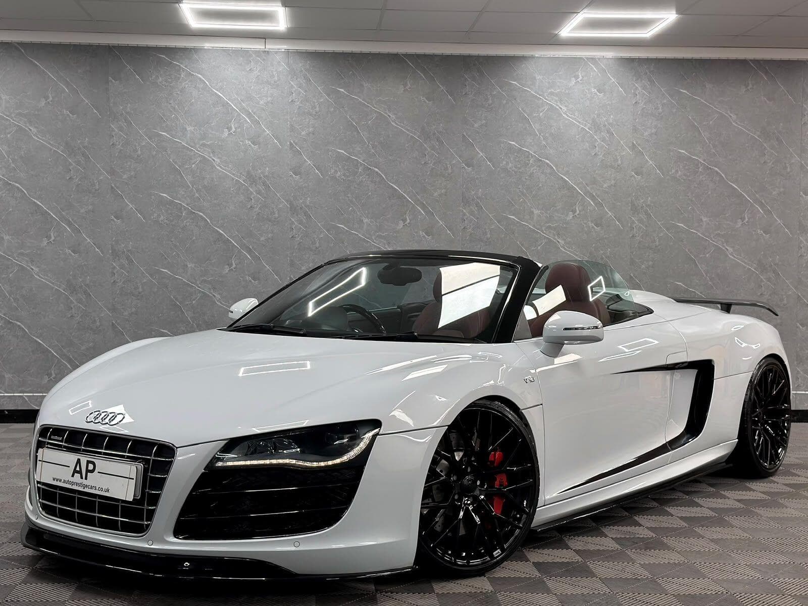 2010 Audi R8 - Thumbnail 27