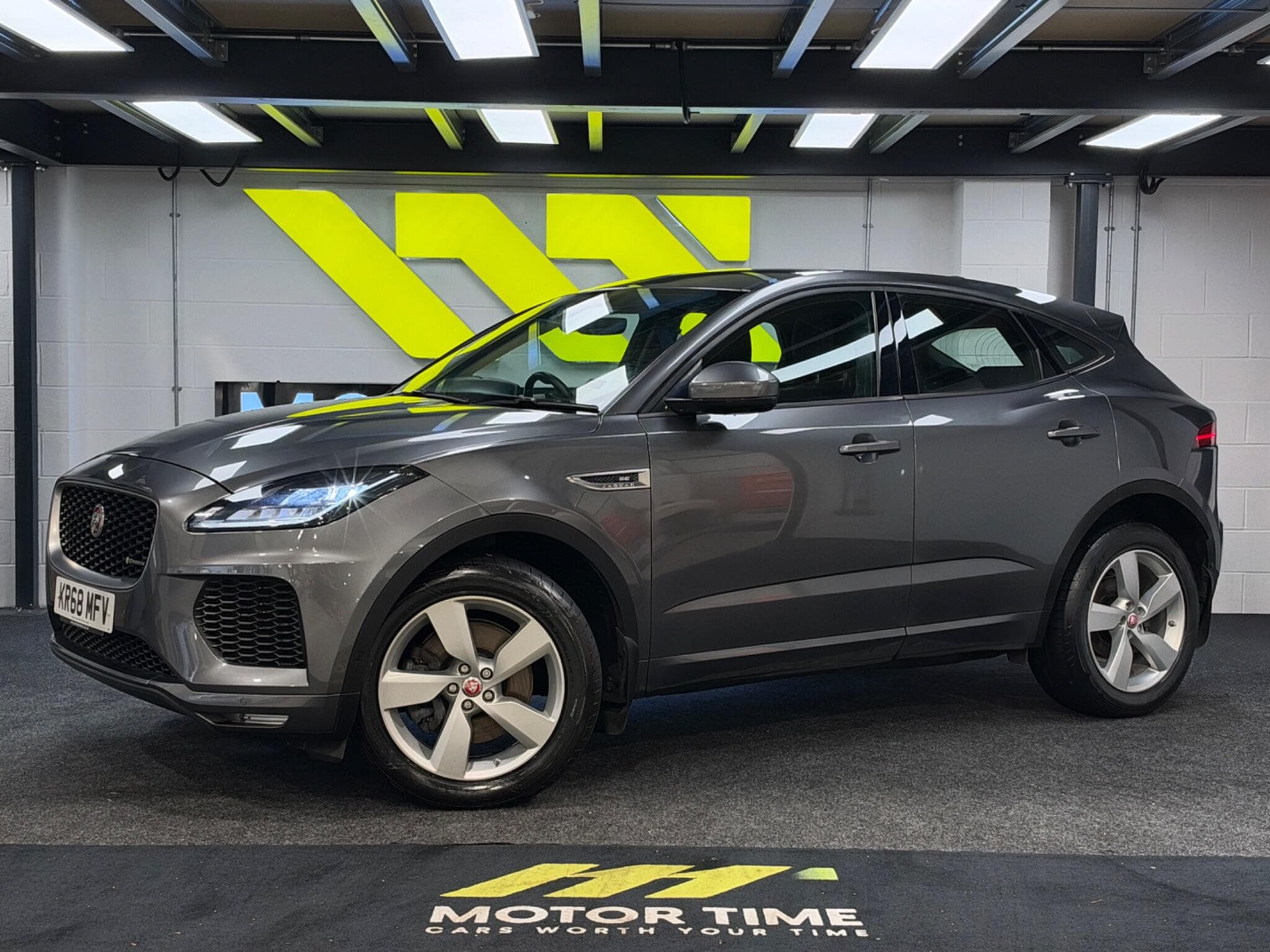 2018 Jaguar E-PACE - Main
