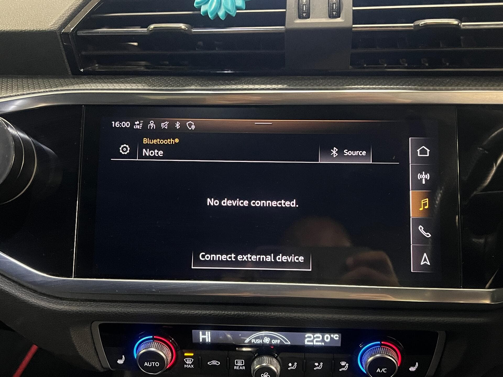 2021 Audi Q3 - Thumbnail 48