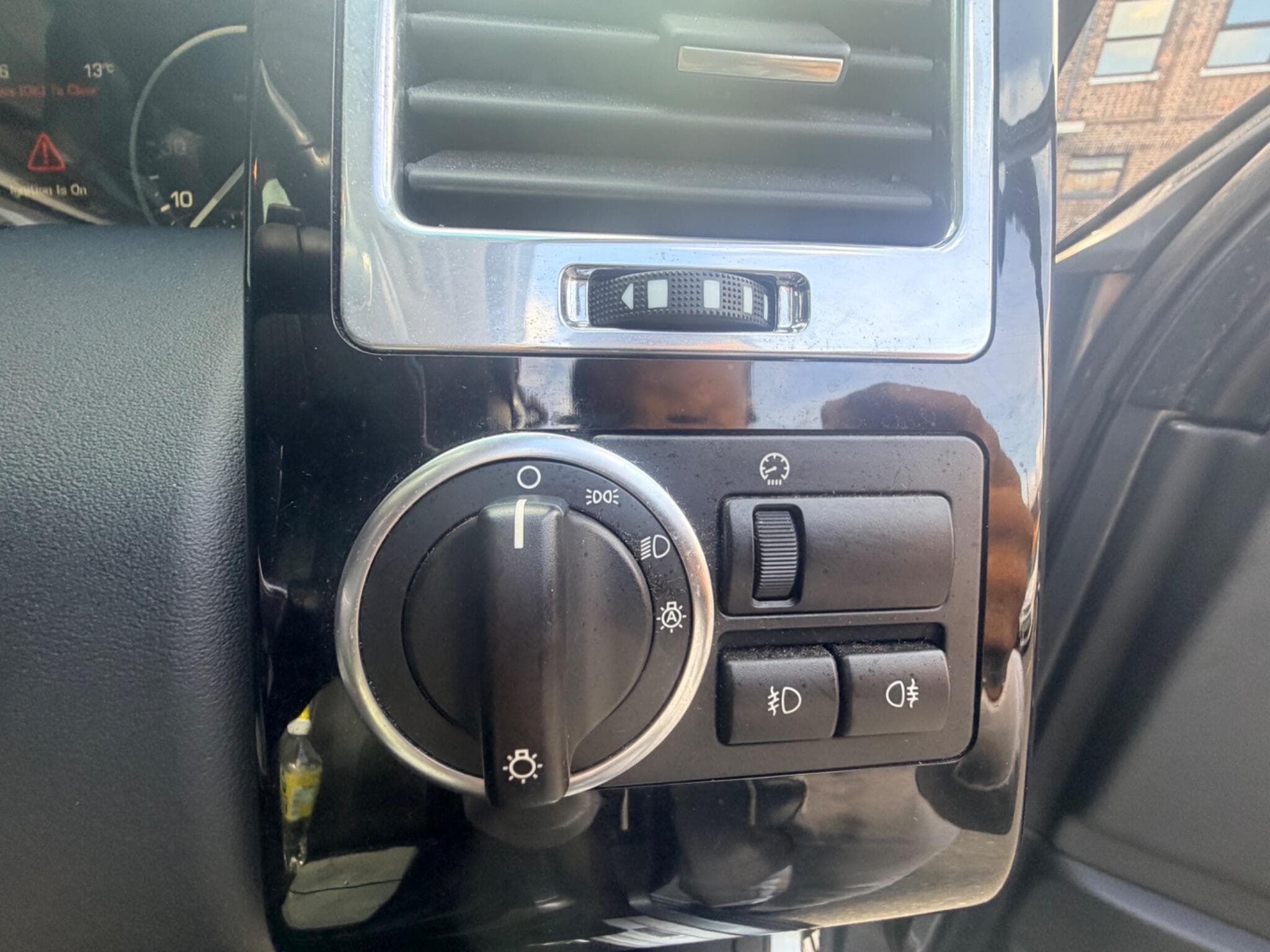 2012 Land Rover Range Rover - Thumbnail 21