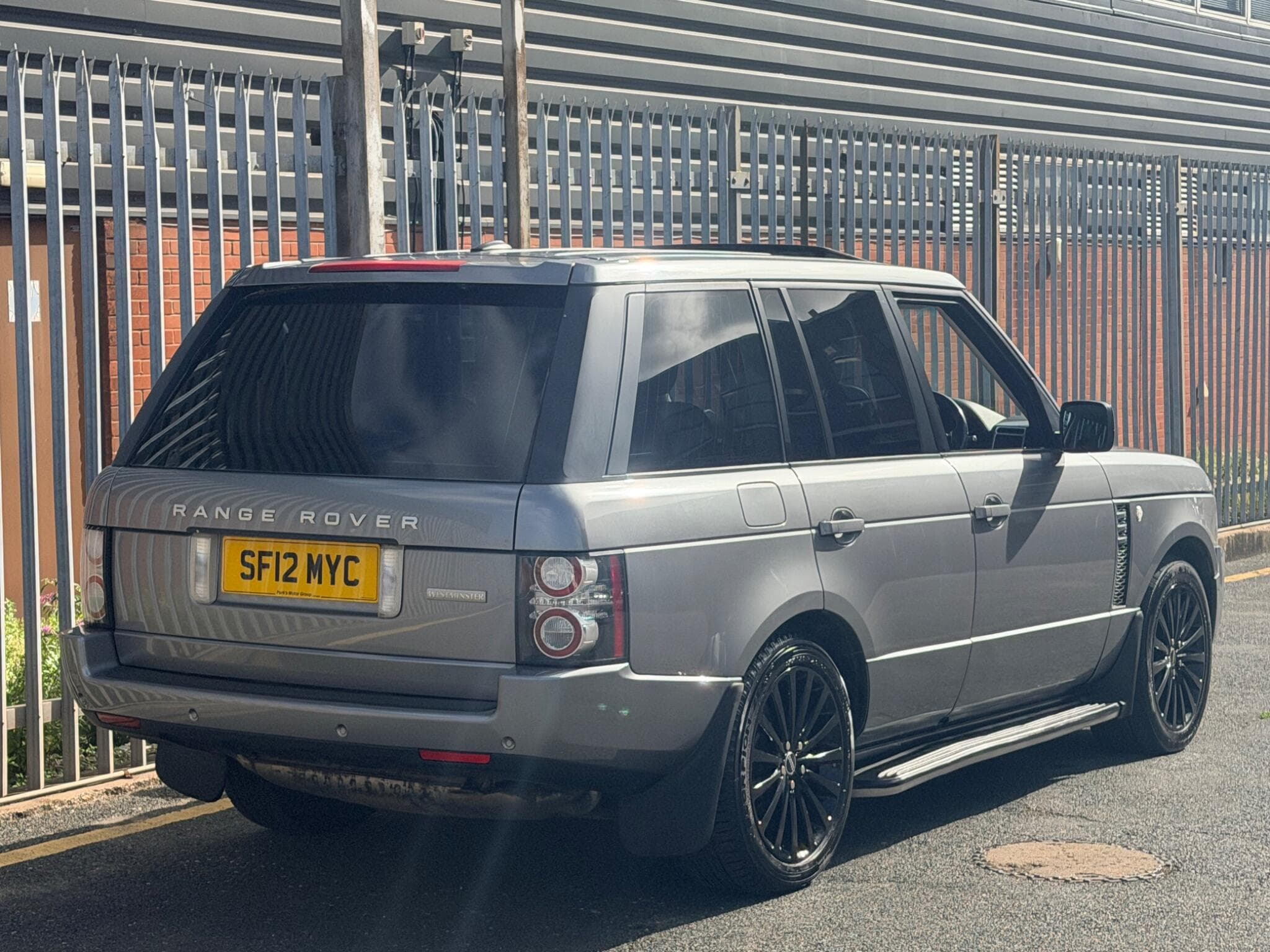 2012 Land Rover Range Rover - Thumbnail 3