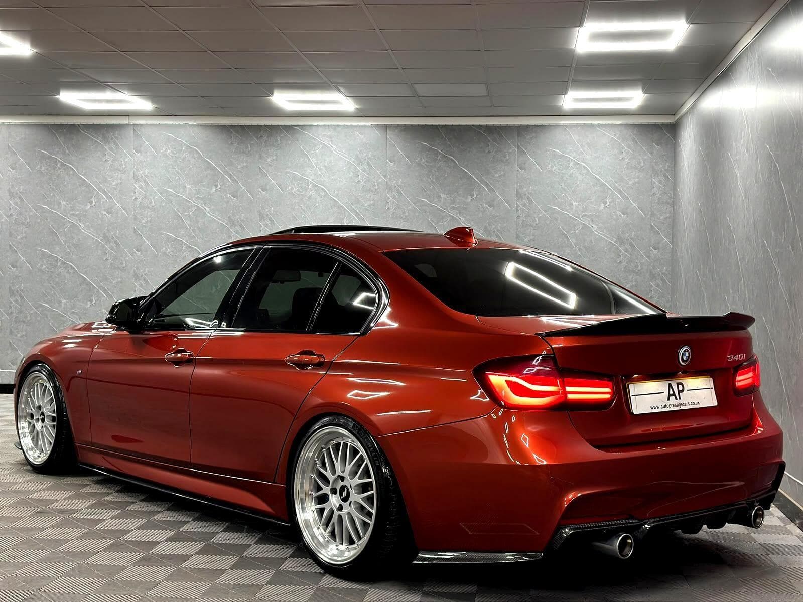 2017 BMW 3 Series - Thumbnail 6