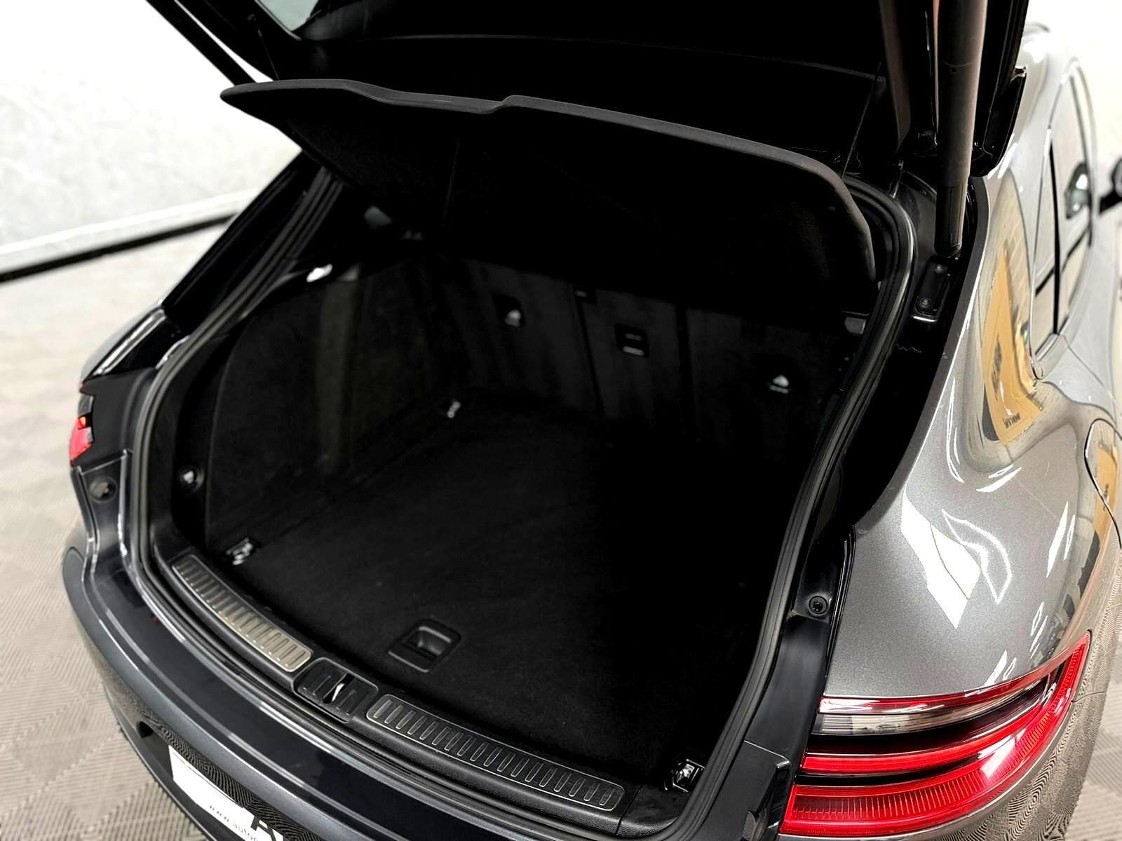 2017 Porsche Macan - Thumbnail 47