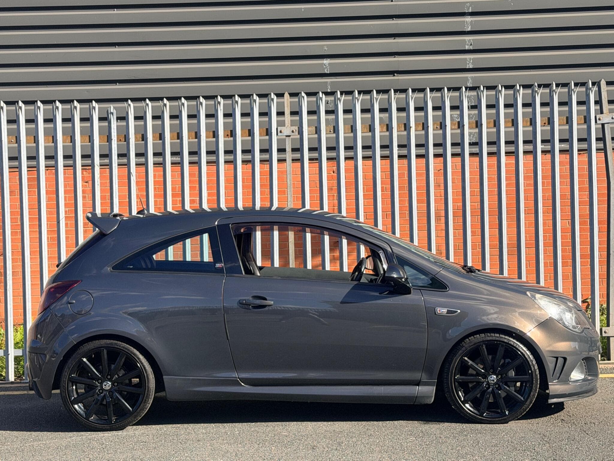 2014 Vauxhall Corsa - Thumbnail 2