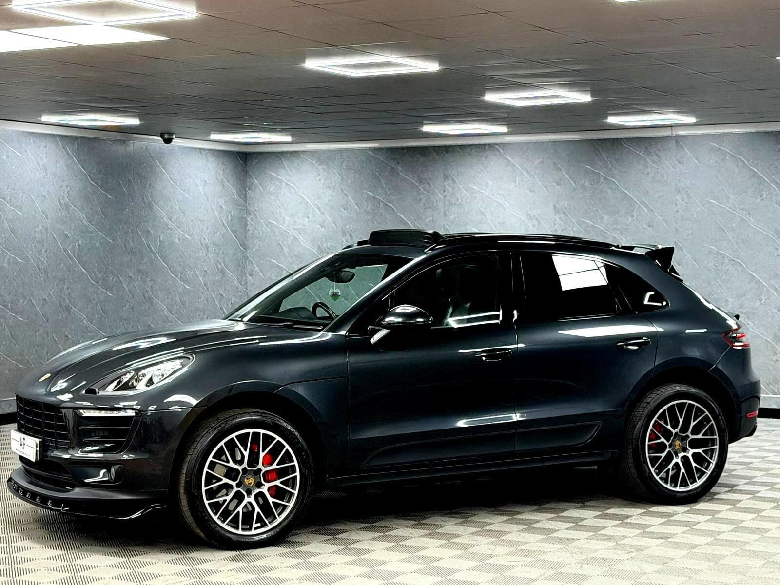 2017 Porsche Macan - Thumbnail 11