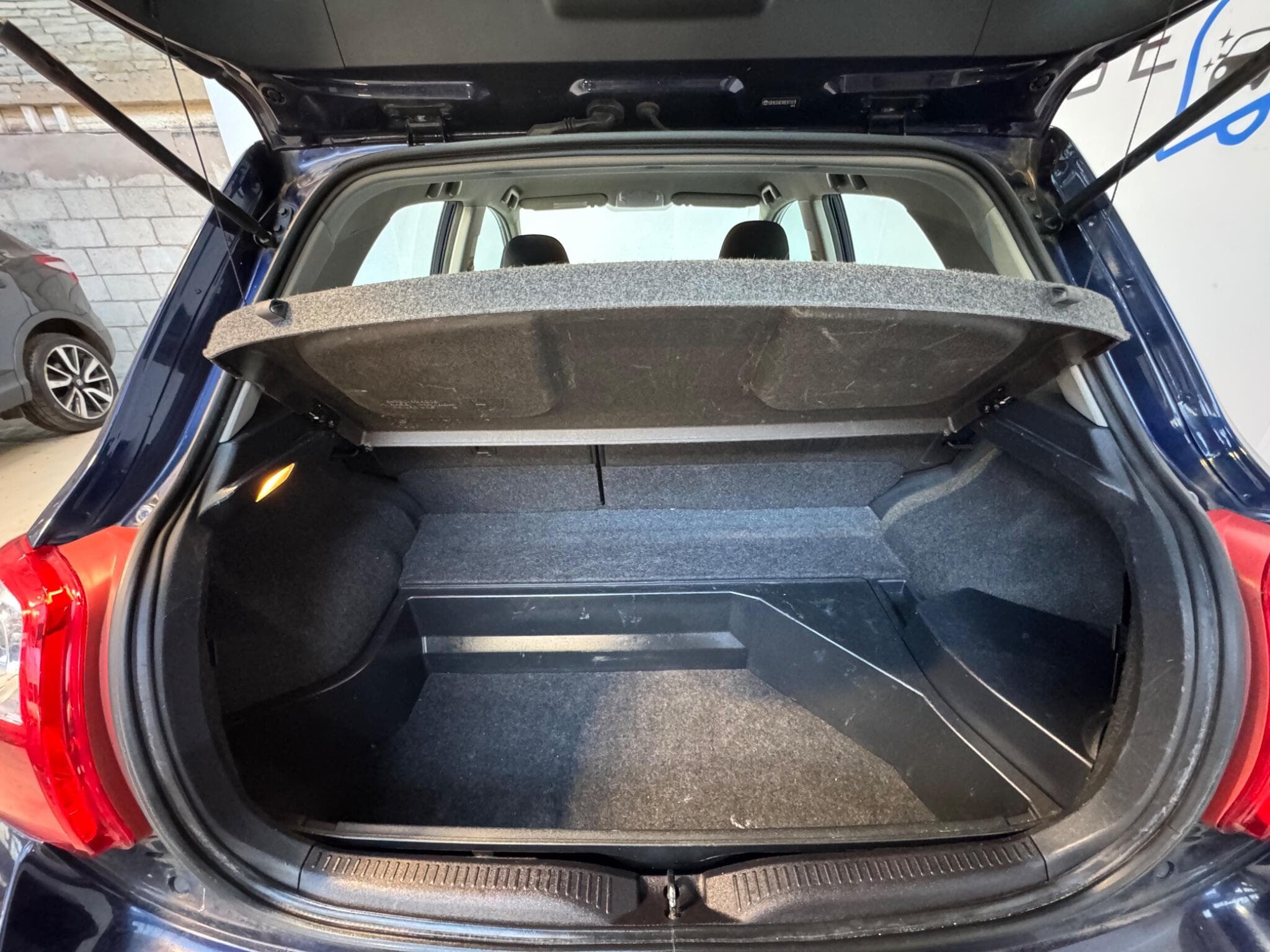 2012 Toyota Auris - Thumbnail 23
