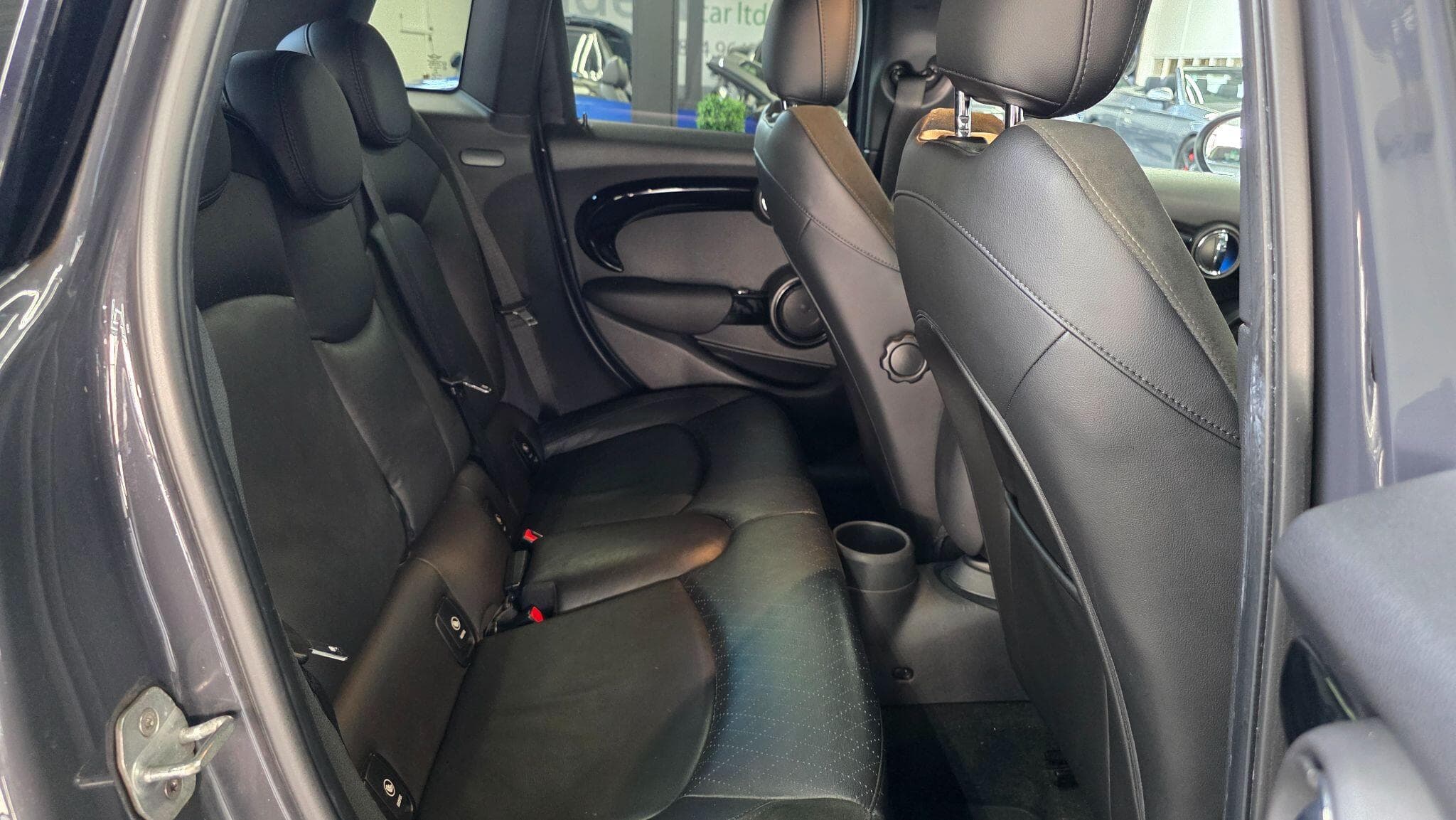 2019 MINI Hatch - Thumbnail 16