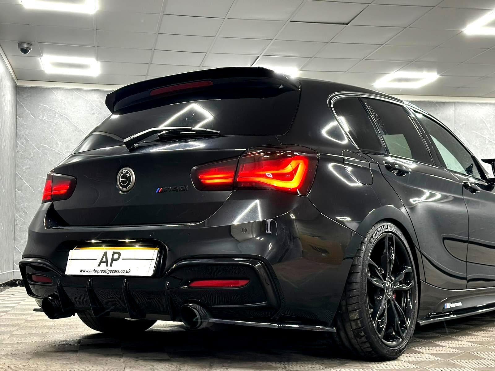 2017 BMW 1 Series - Thumbnail 35