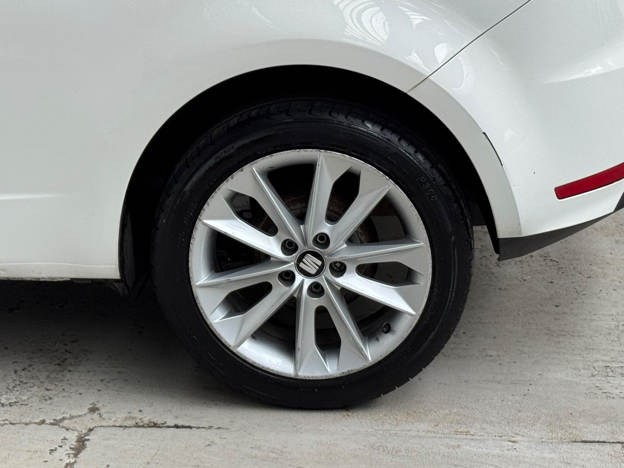 2016 SEAT Ibiza - Thumbnail 24