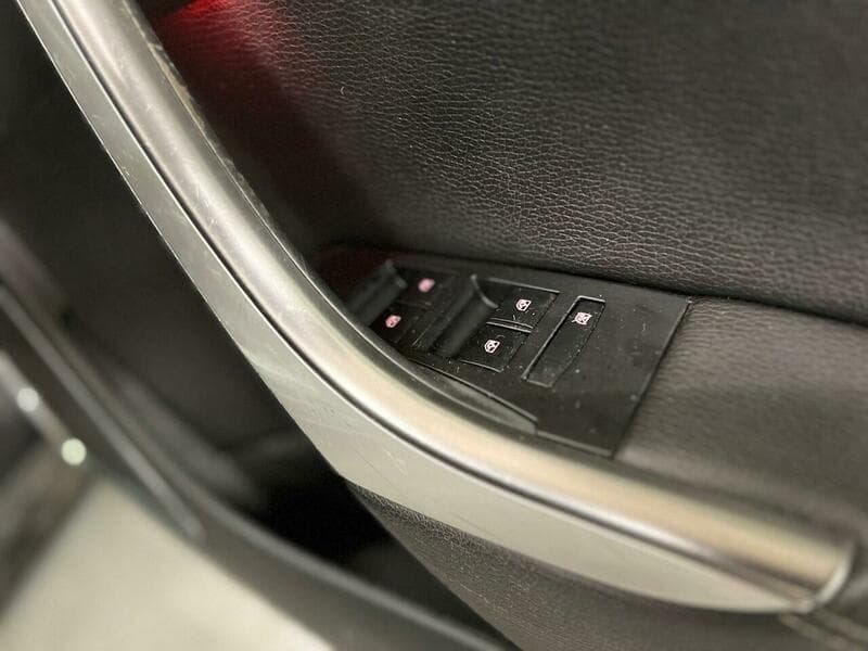 2012 Vauxhall Astra - Thumbnail 22