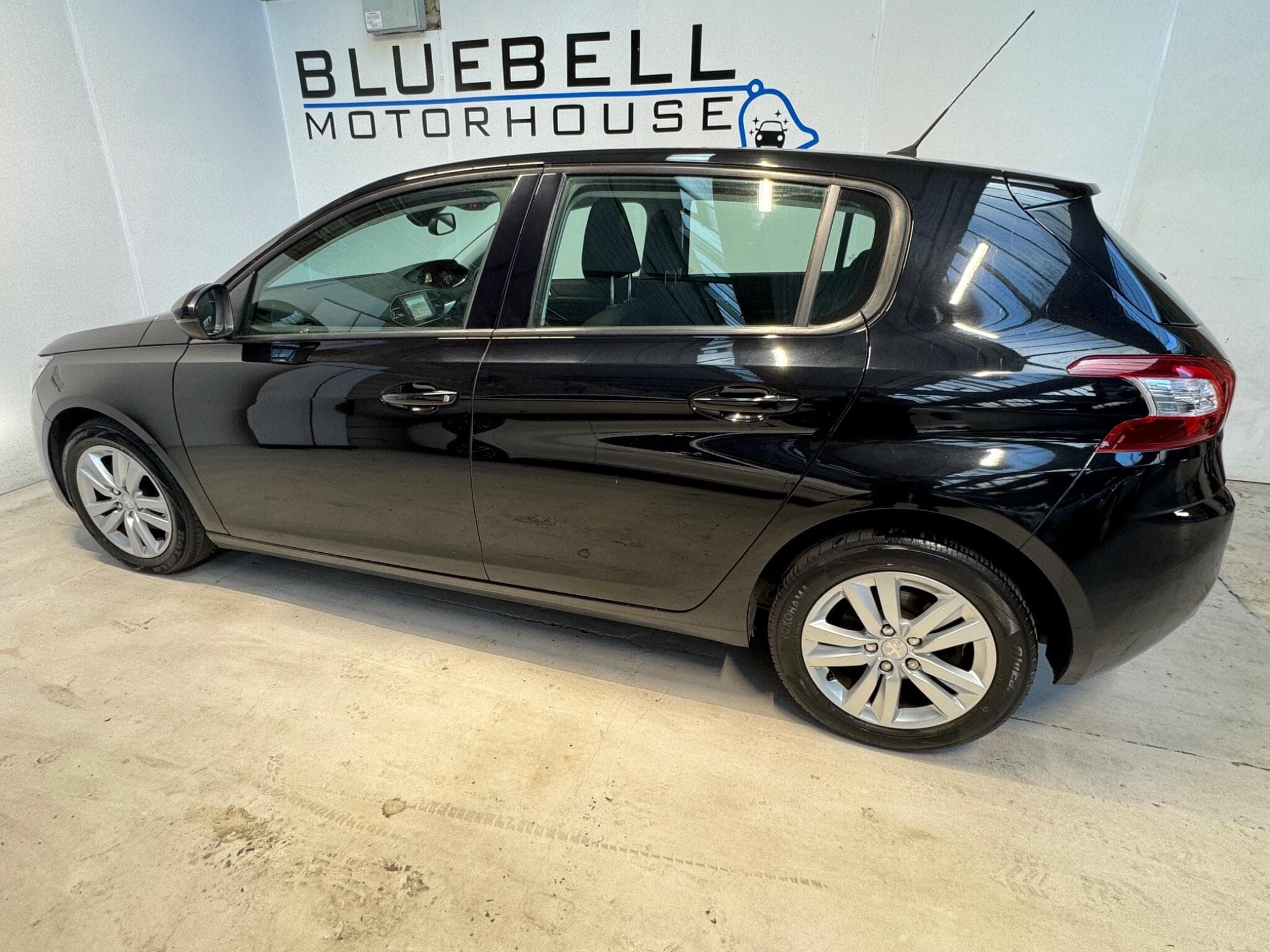 2015 Peugeot 308 - Thumbnail 6