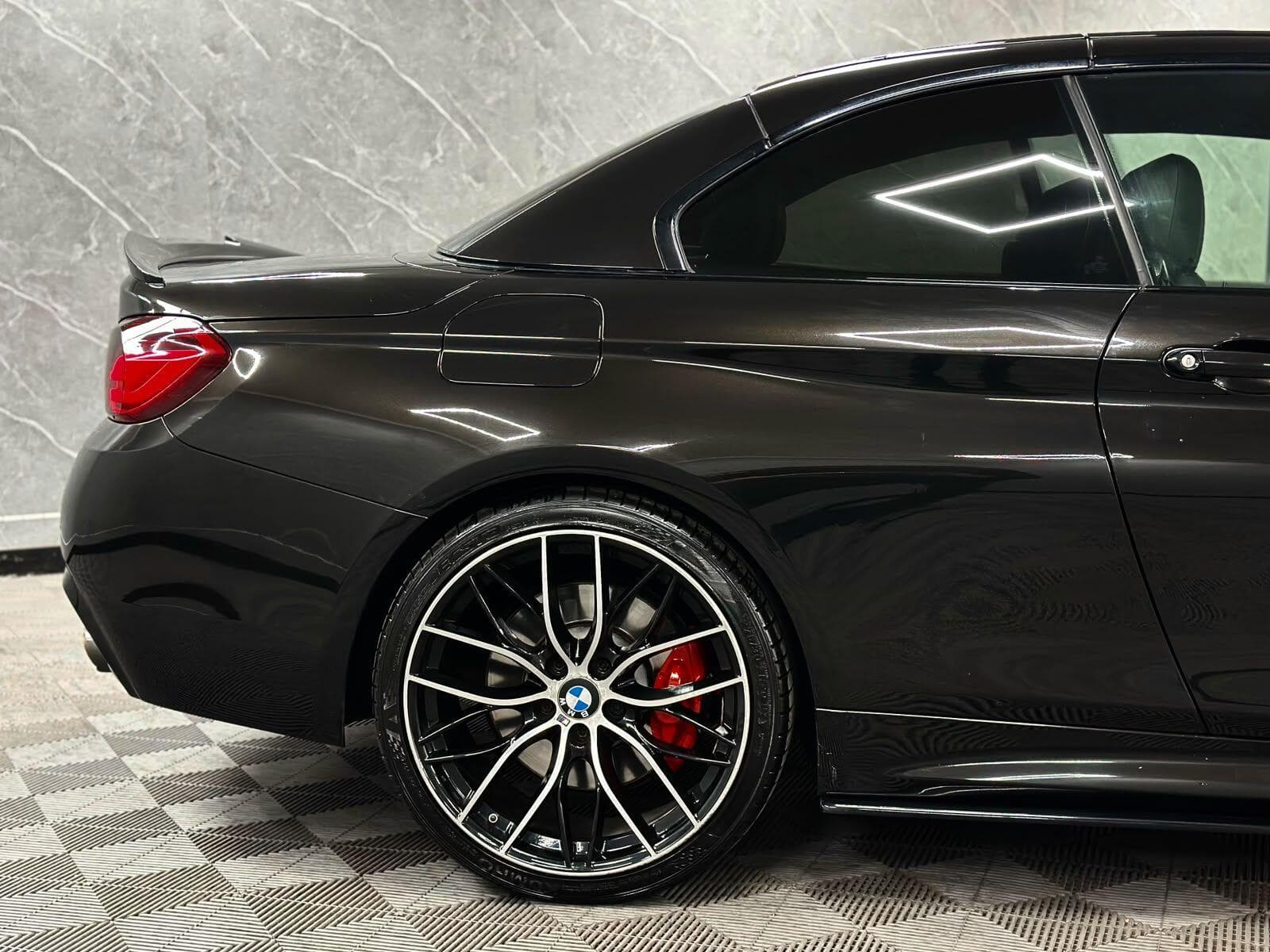 2017 BMW 4 Series - Thumbnail 39