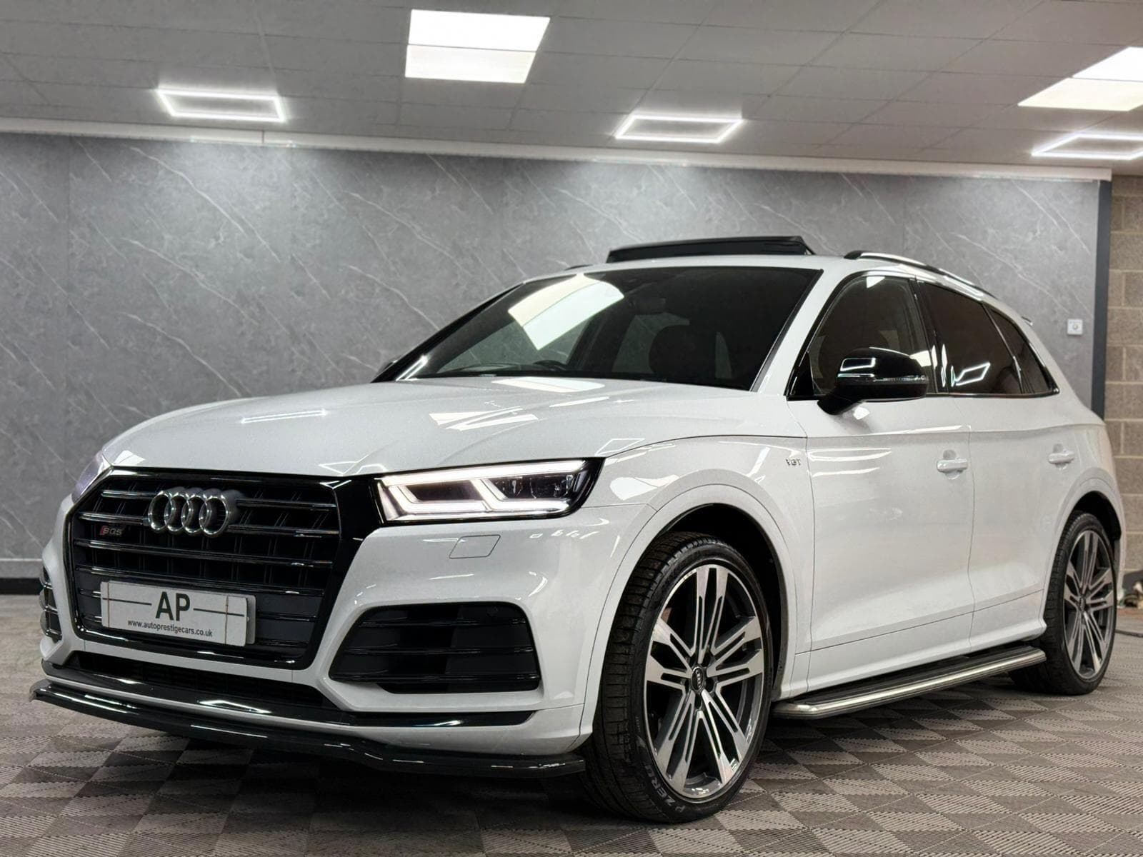 2018 Audi SQ5 - Thumbnail 13