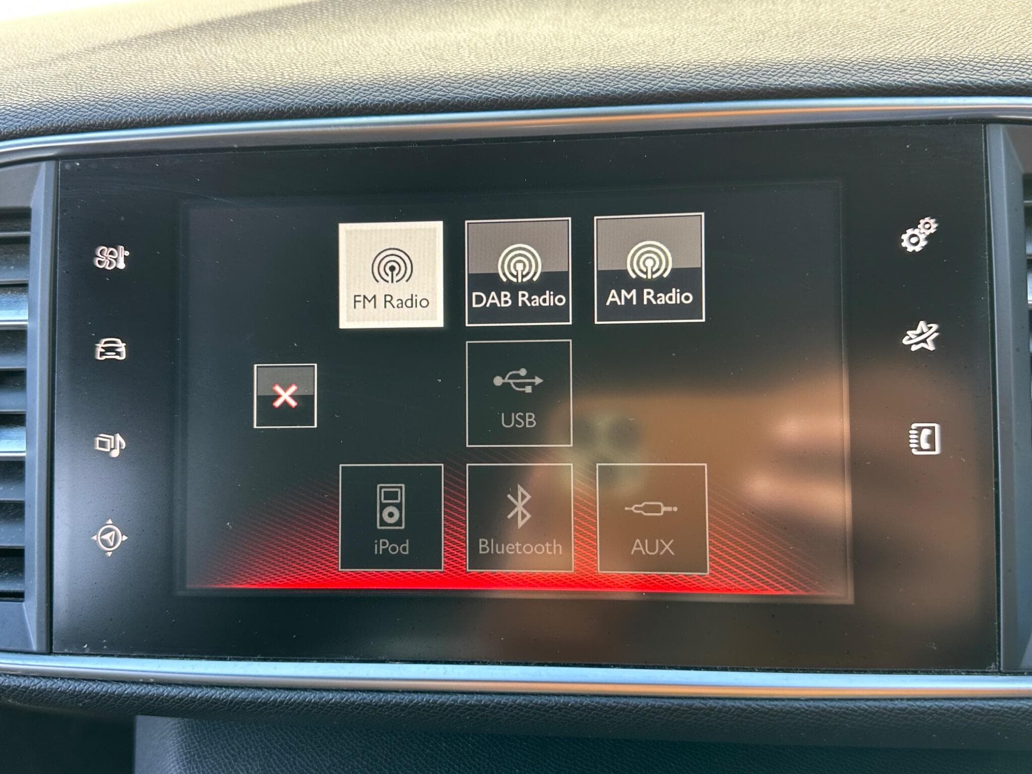 2016 Peugeot 308 - Thumbnail 14