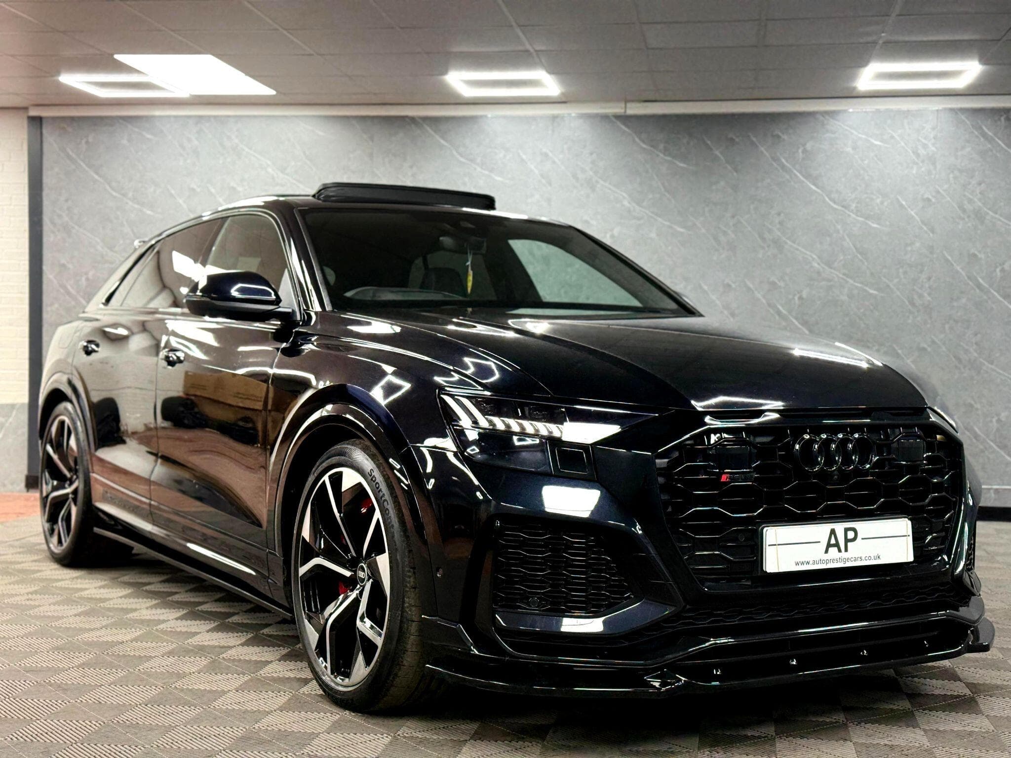 2021 Audi RSQ8 - Thumbnail 8