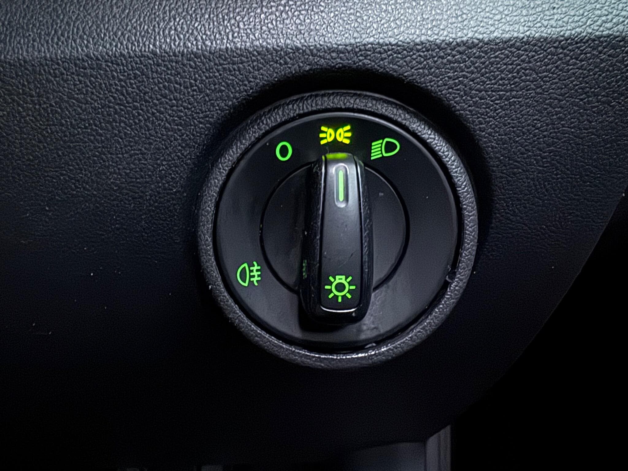 2014 Skoda Citigo - Thumbnail 16