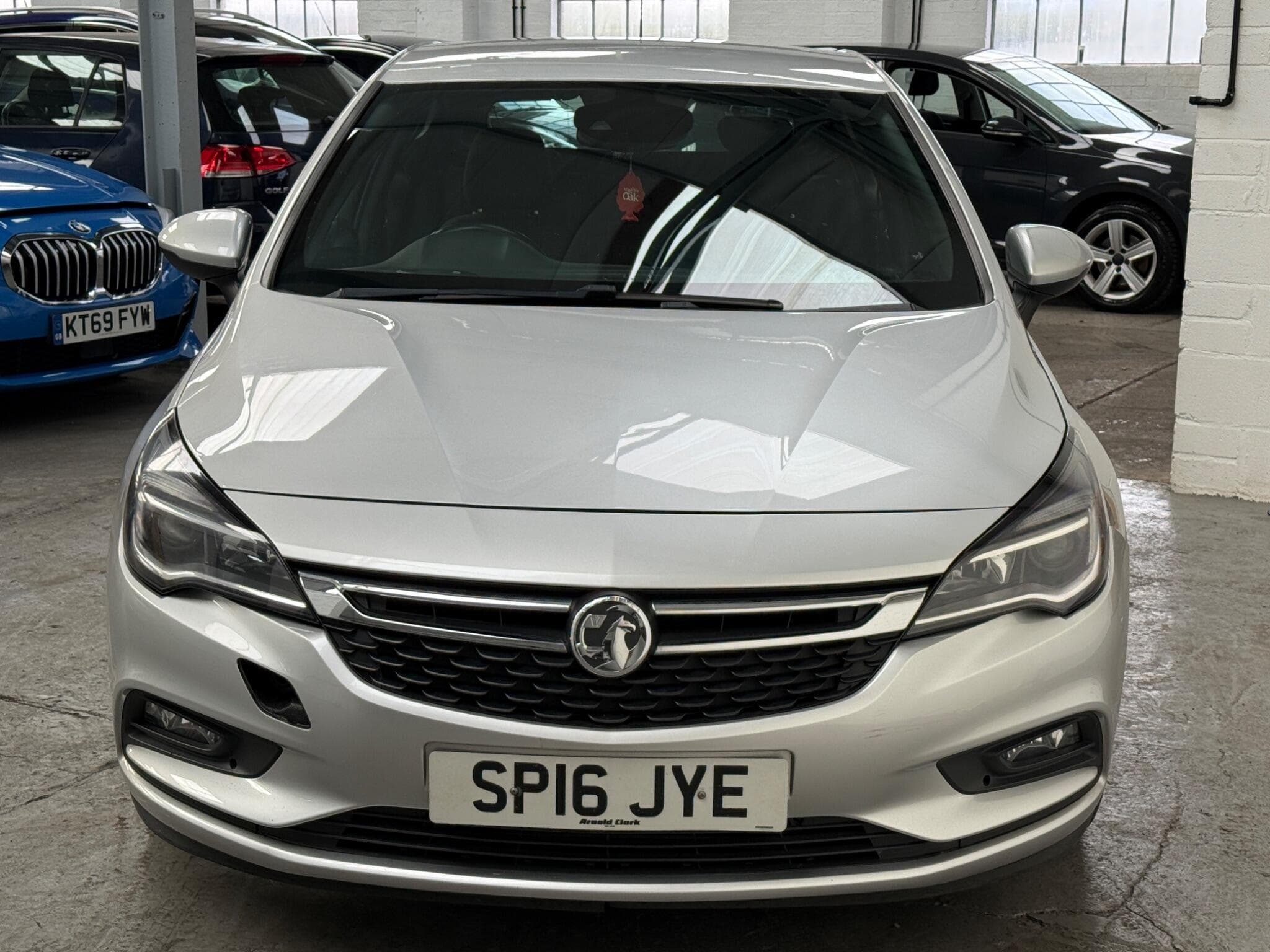 2016 Vauxhall Astra - Image 2