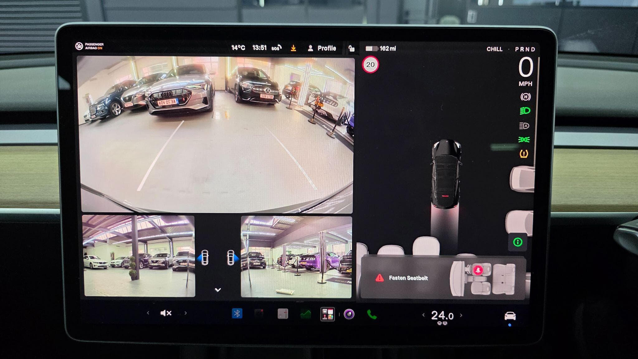 2022 Tesla Model Y - Thumbnail 24