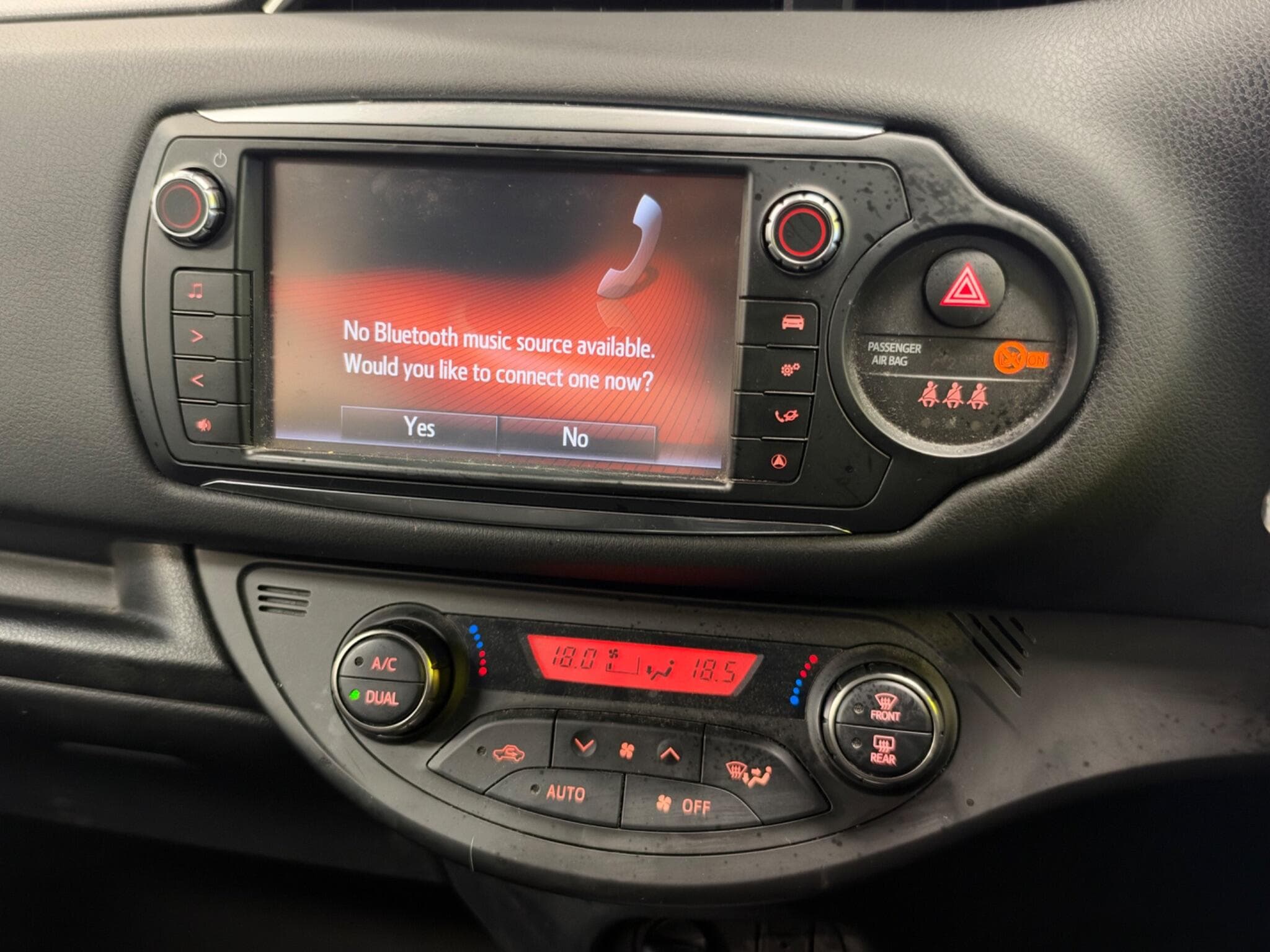 2014 Toyota Yaris - Thumbnail 34