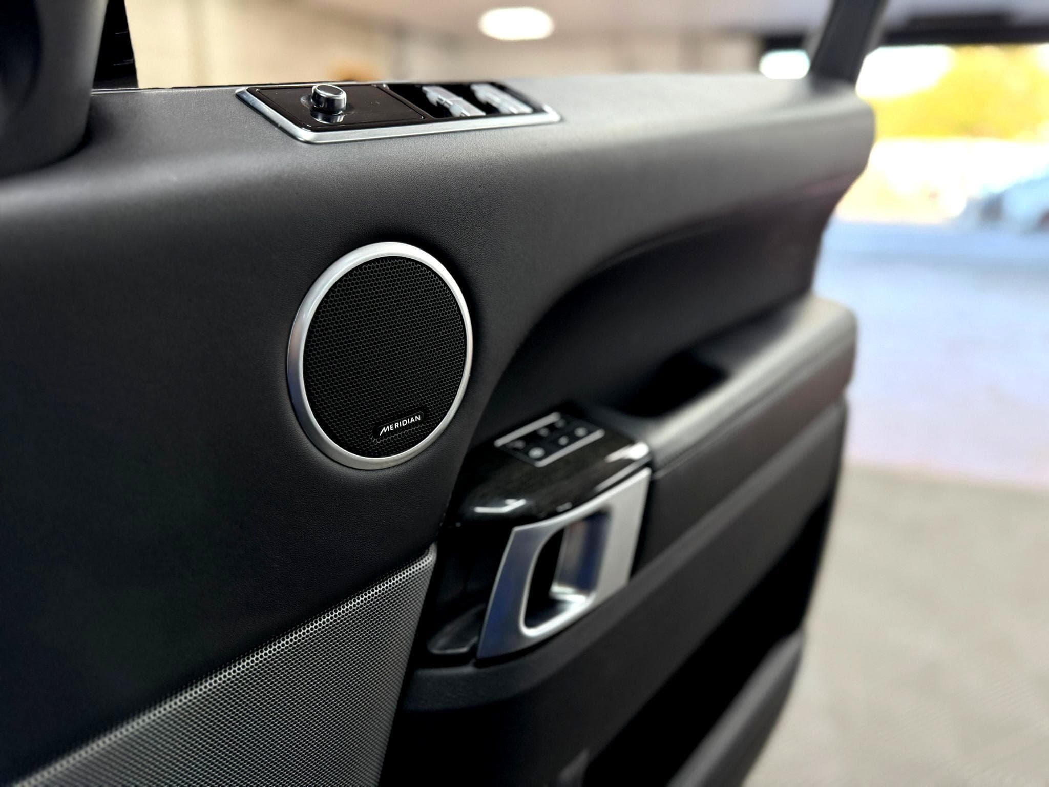 2018 Land Rover Range Rover Sport - Thumbnail 15