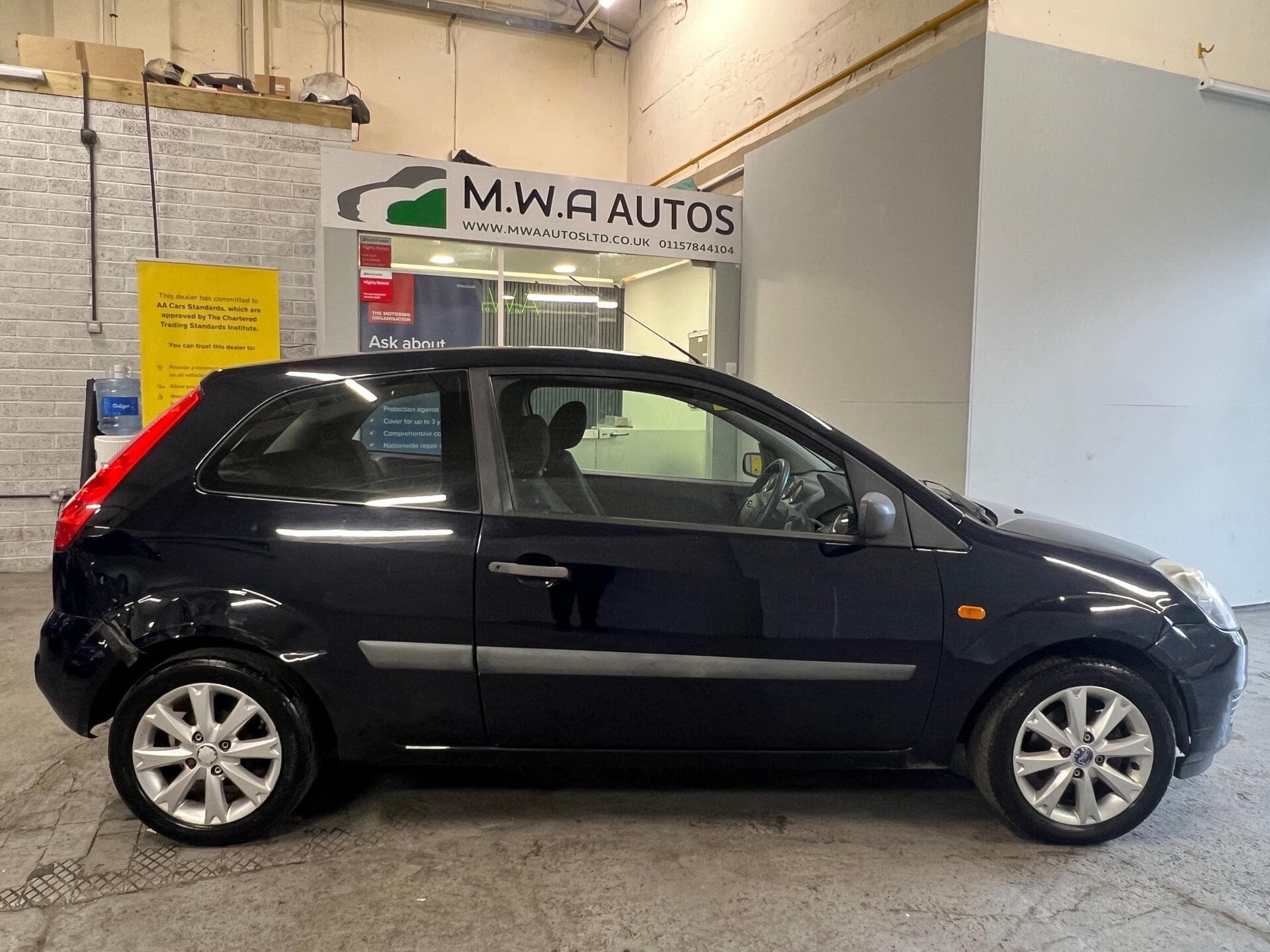 2005 Ford Fiesta - Thumbnail 8