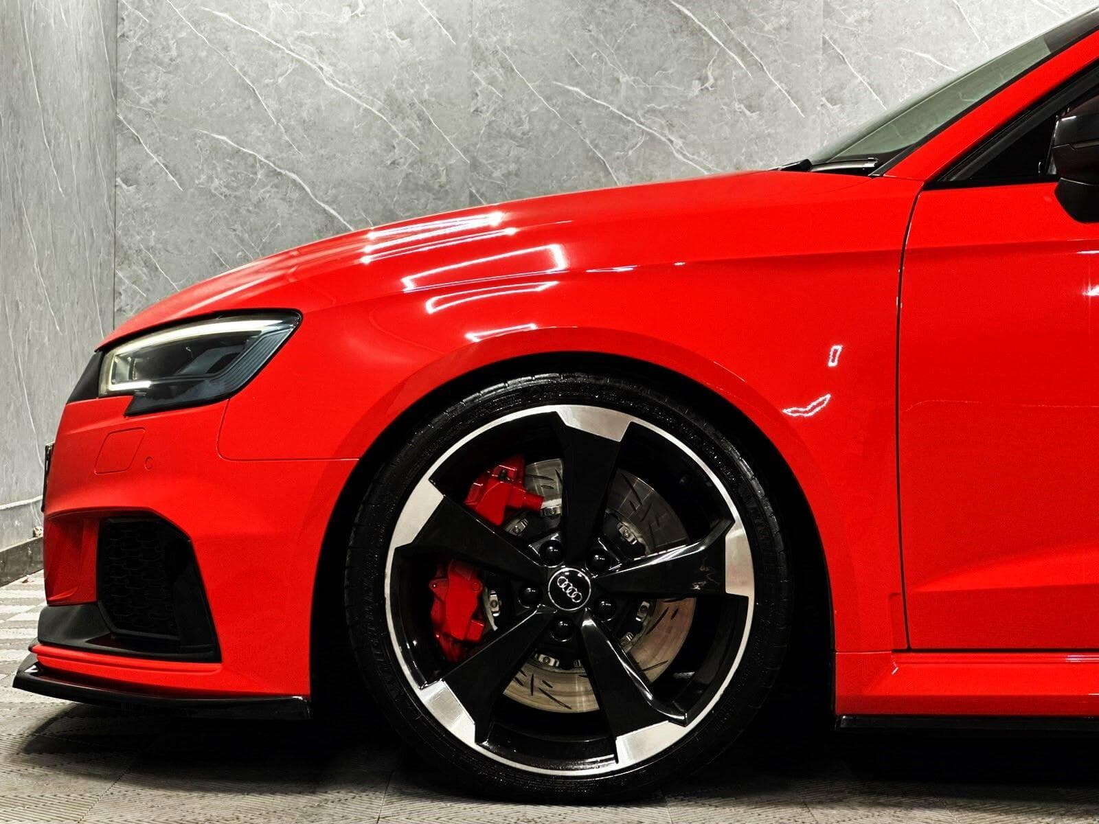 2018 Audi RS3 - Thumbnail 25