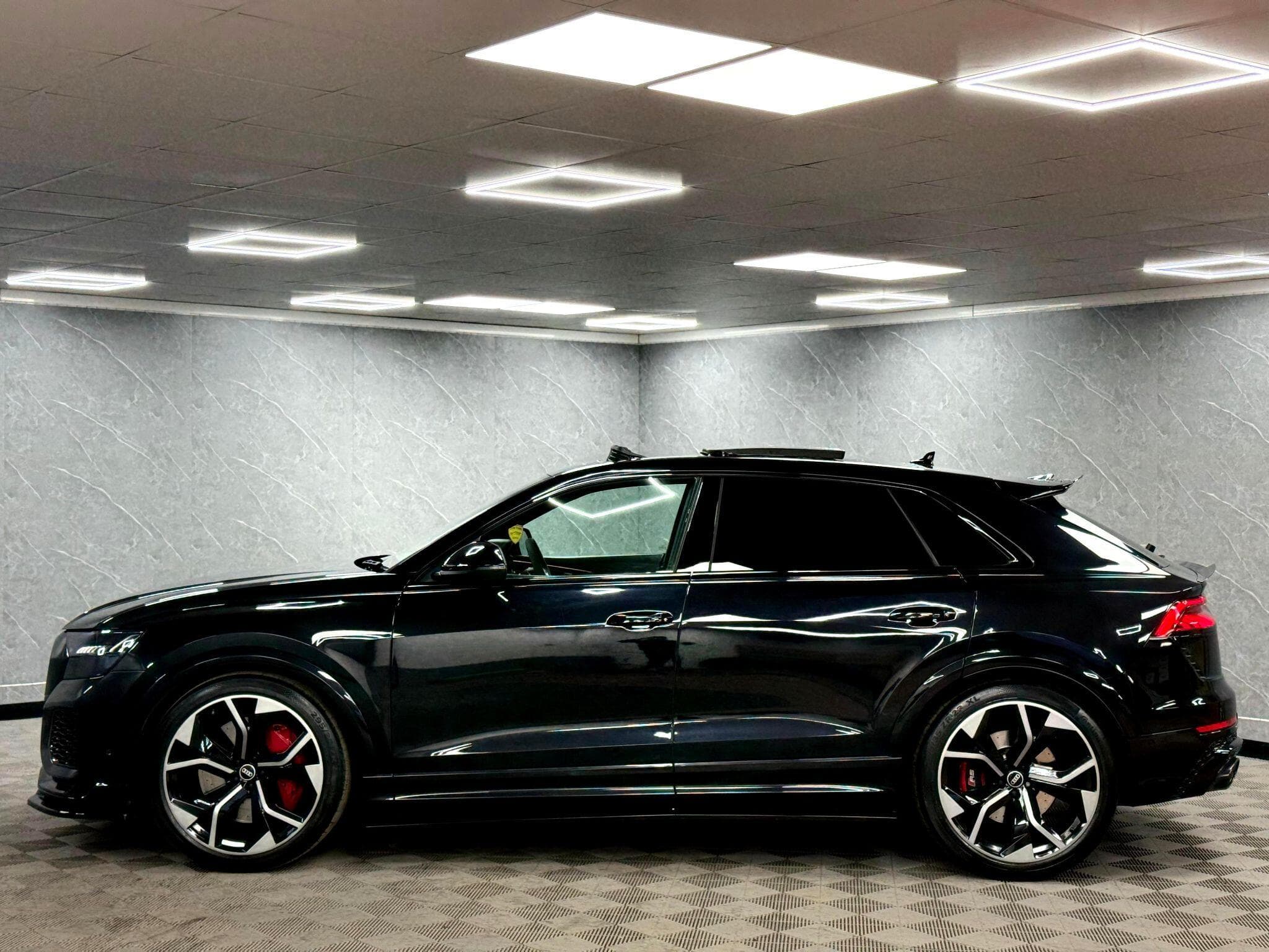 2021 Audi RSQ8 - Thumbnail 24