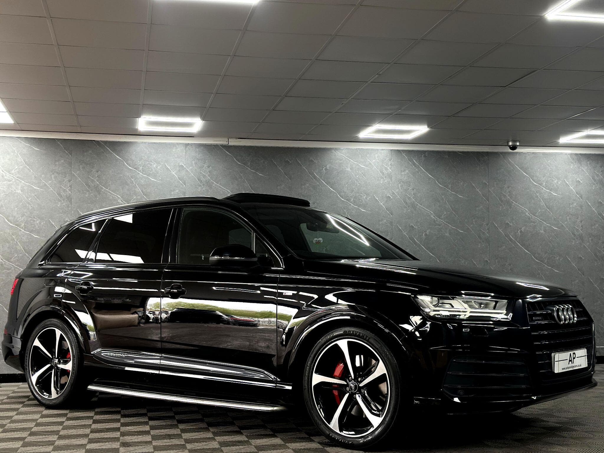 2019 Audi Q7 - Thumbnail 17