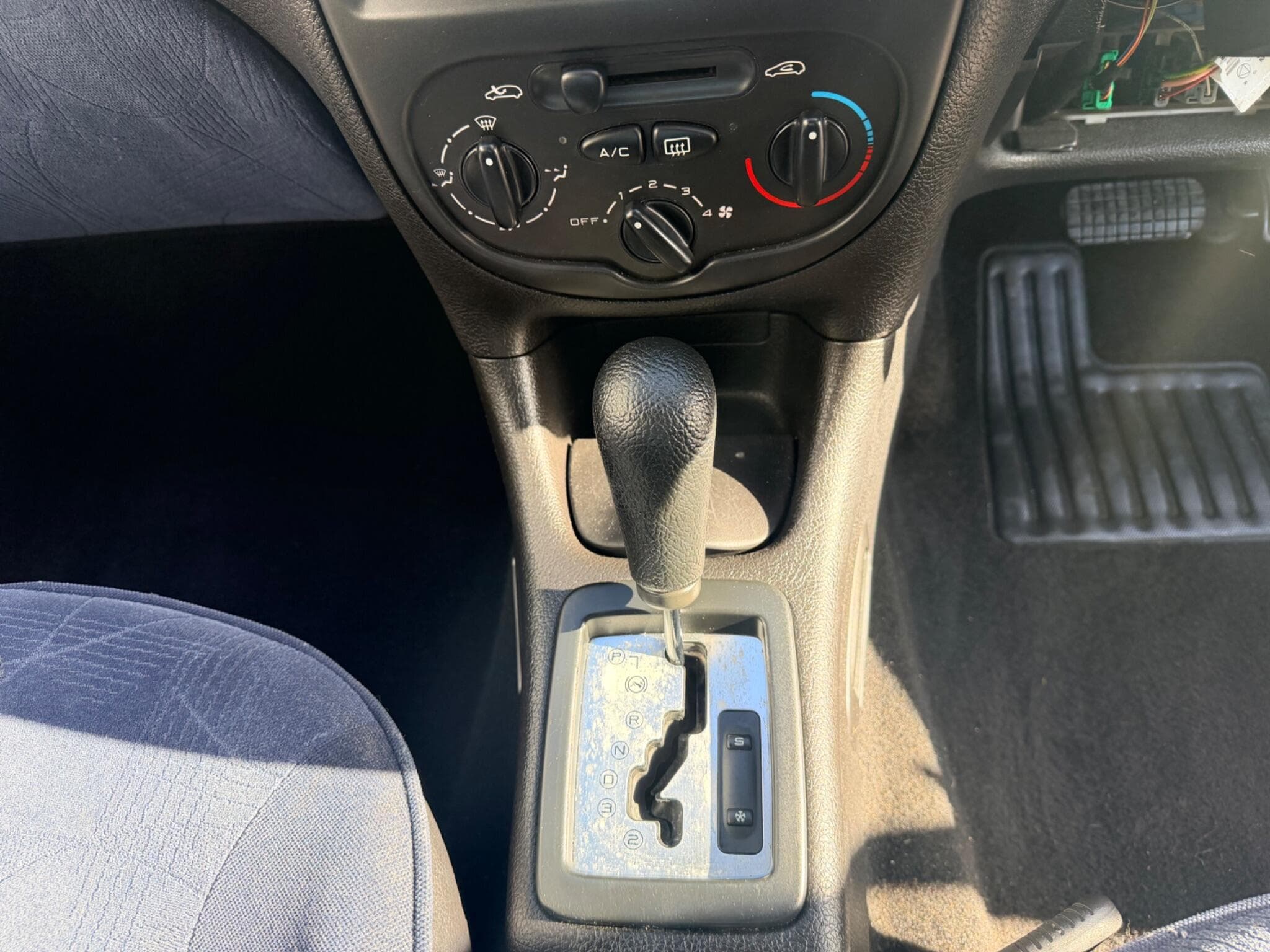 2003 Peugeot 206 - Thumbnail 16