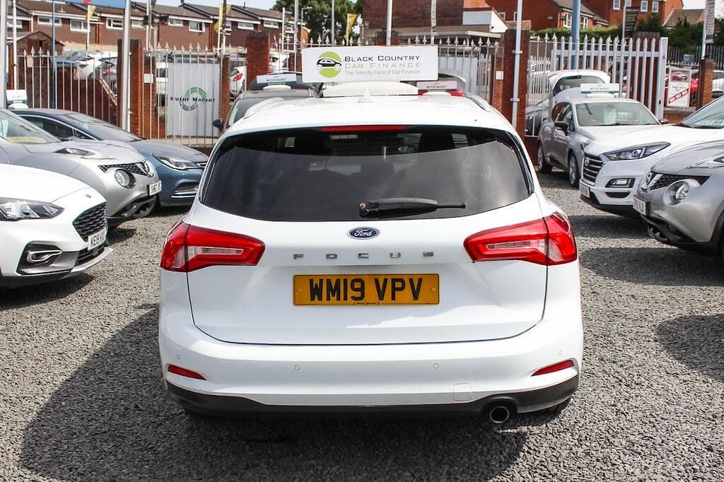 2019 Ford Focus - Thumbnail 7