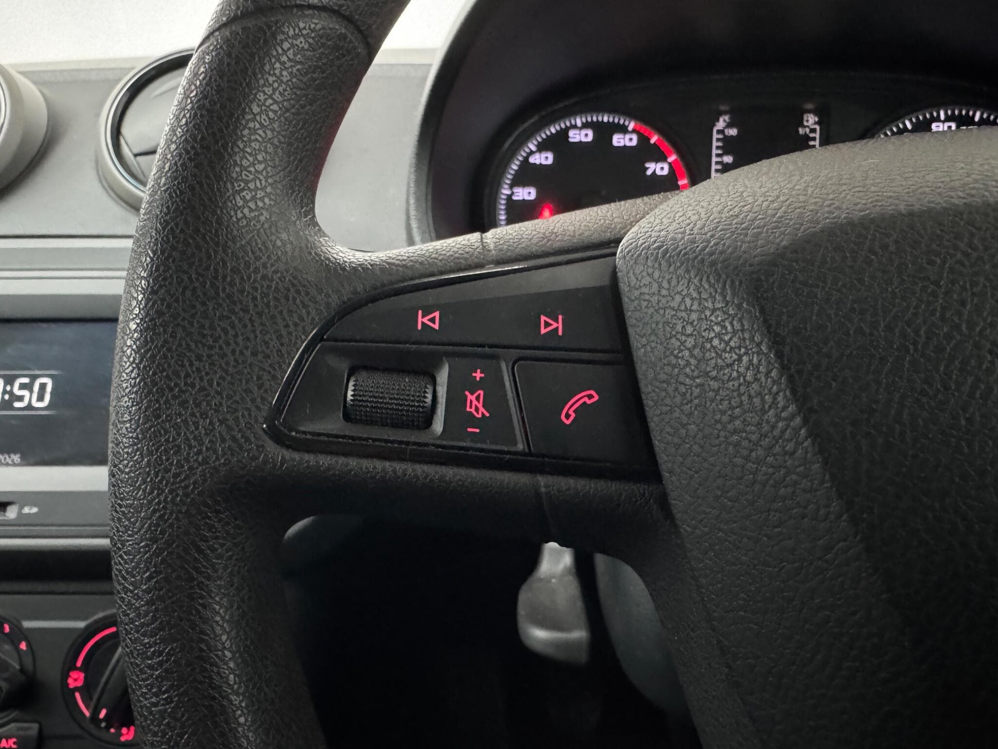 2016 SEAT Ibiza - Thumbnail 15