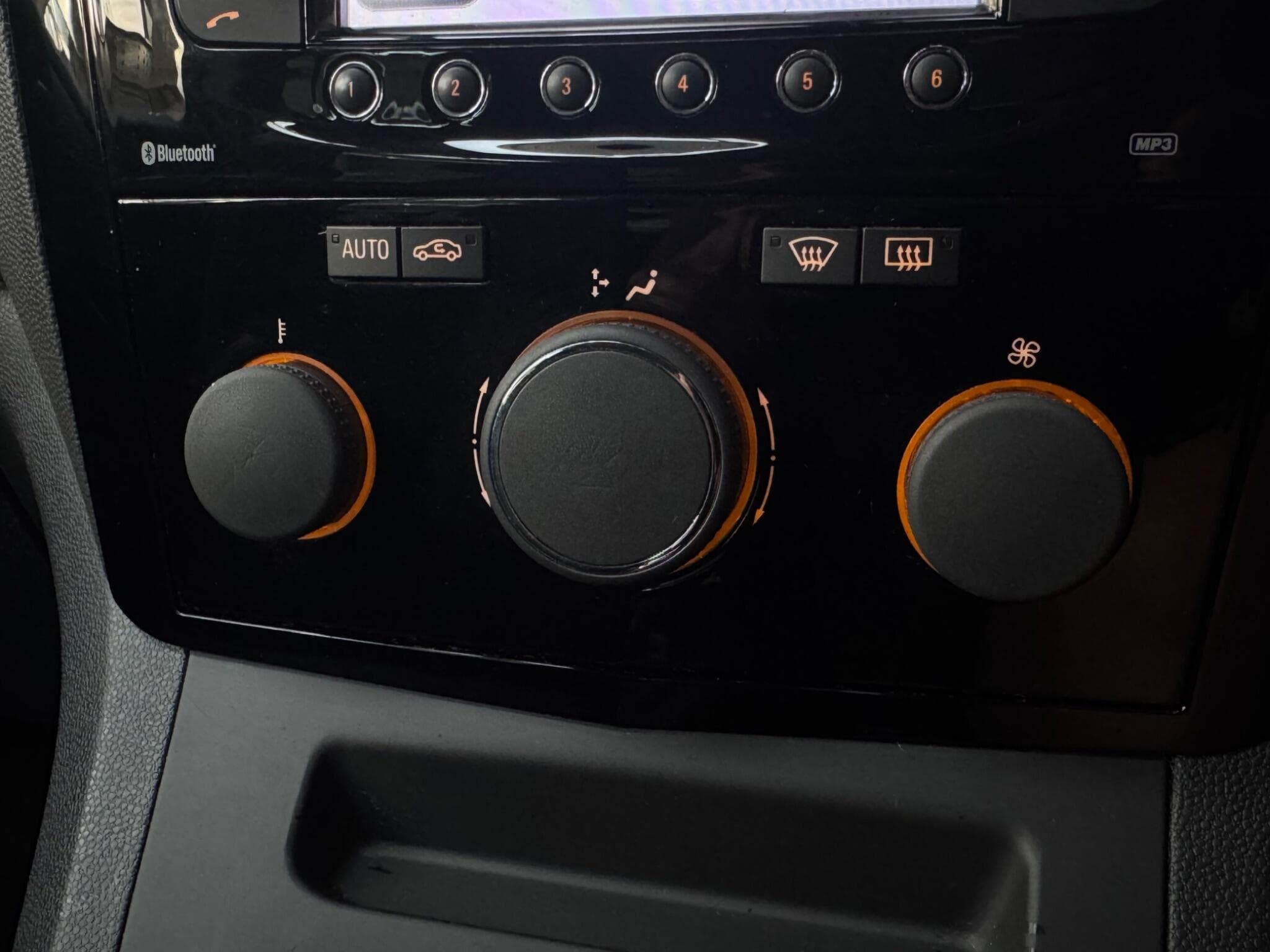 2013 Vauxhall Zafira - Thumbnail 18
