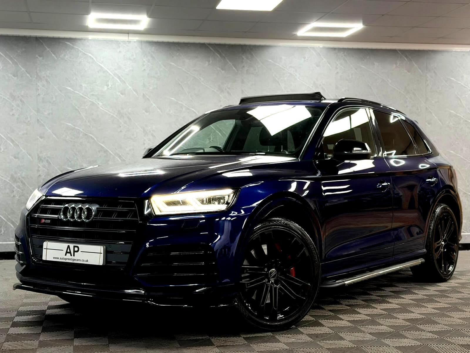 2020 Audi SQ5 - Thumbnail 17