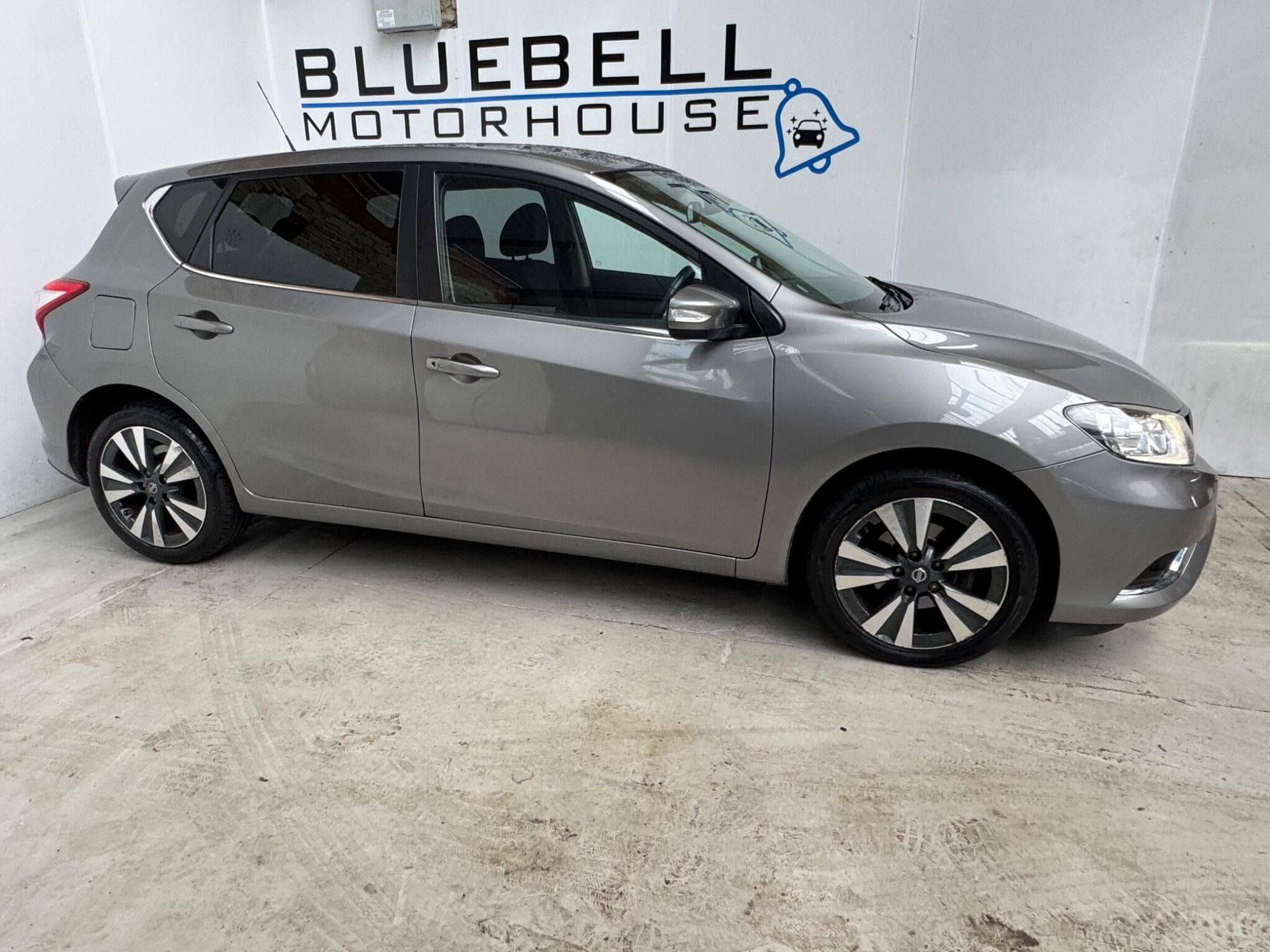 2015 Nissan Pulsar - Thumbnail 9