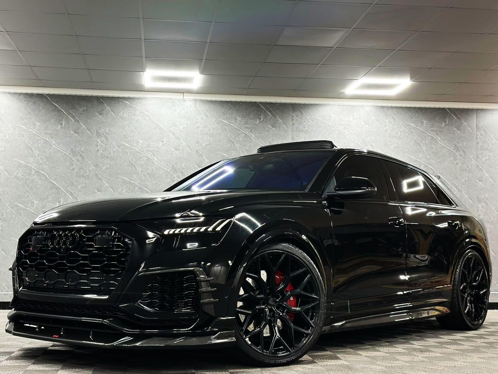 2022 Audi RSQ8 - Thumbnail 2