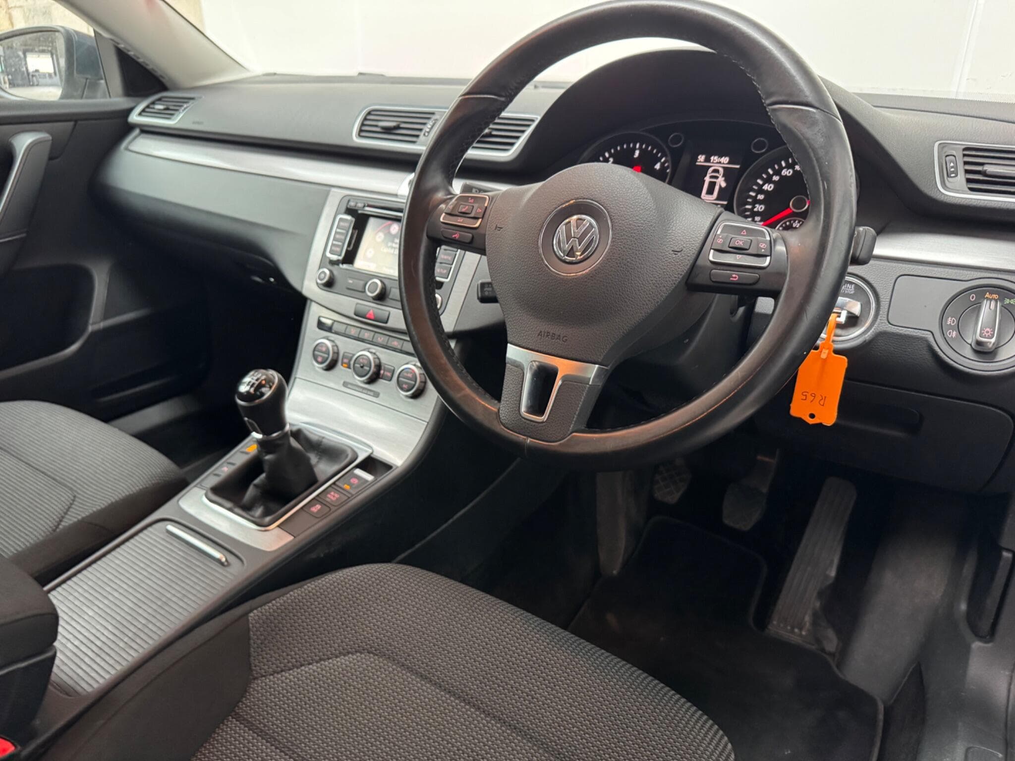 2013 Volkswagen Passat - Thumbnail 4