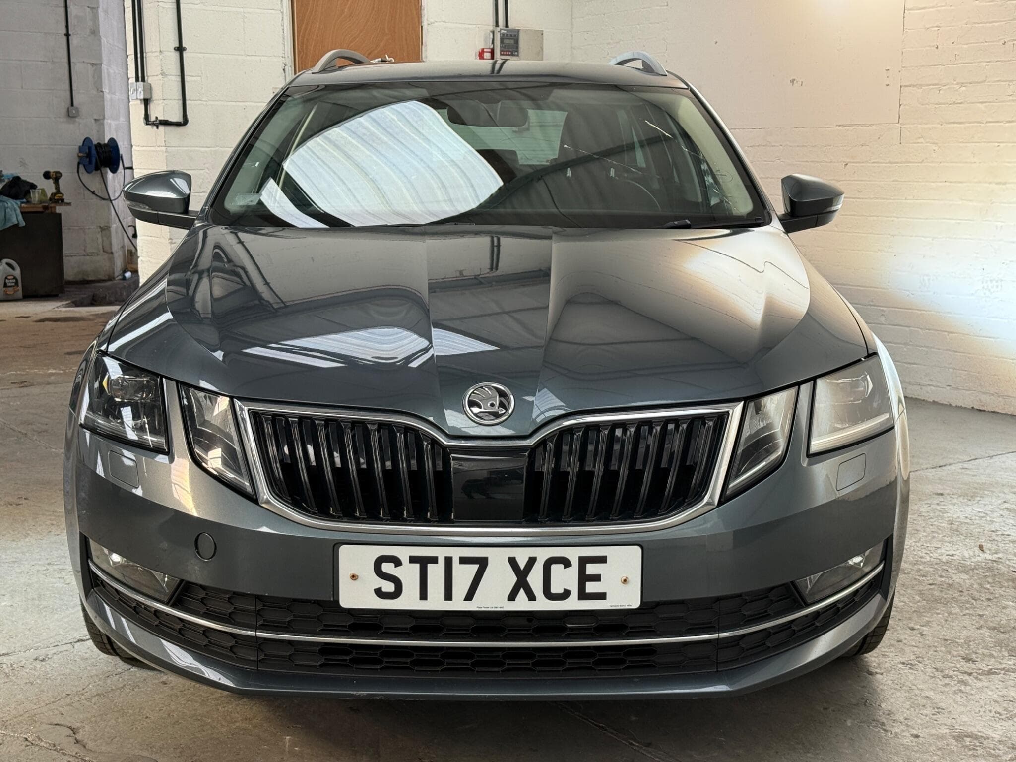 2017 Skoda Octavia - Image 2