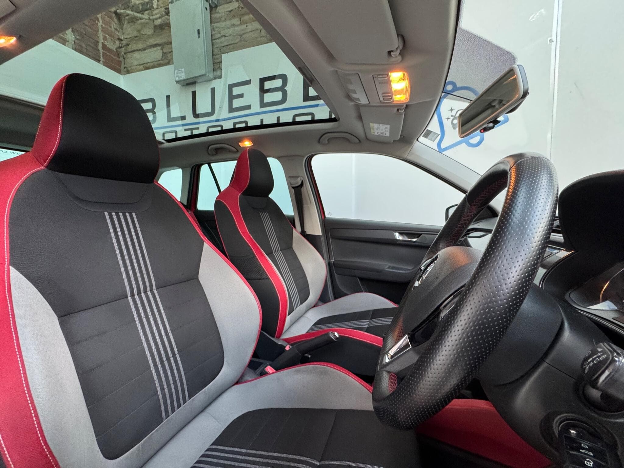 2015 Skoda Fabia - Thumbnail 13