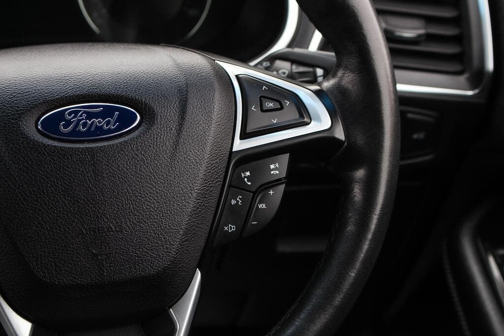 2016 Ford Edge - Thumbnail 26