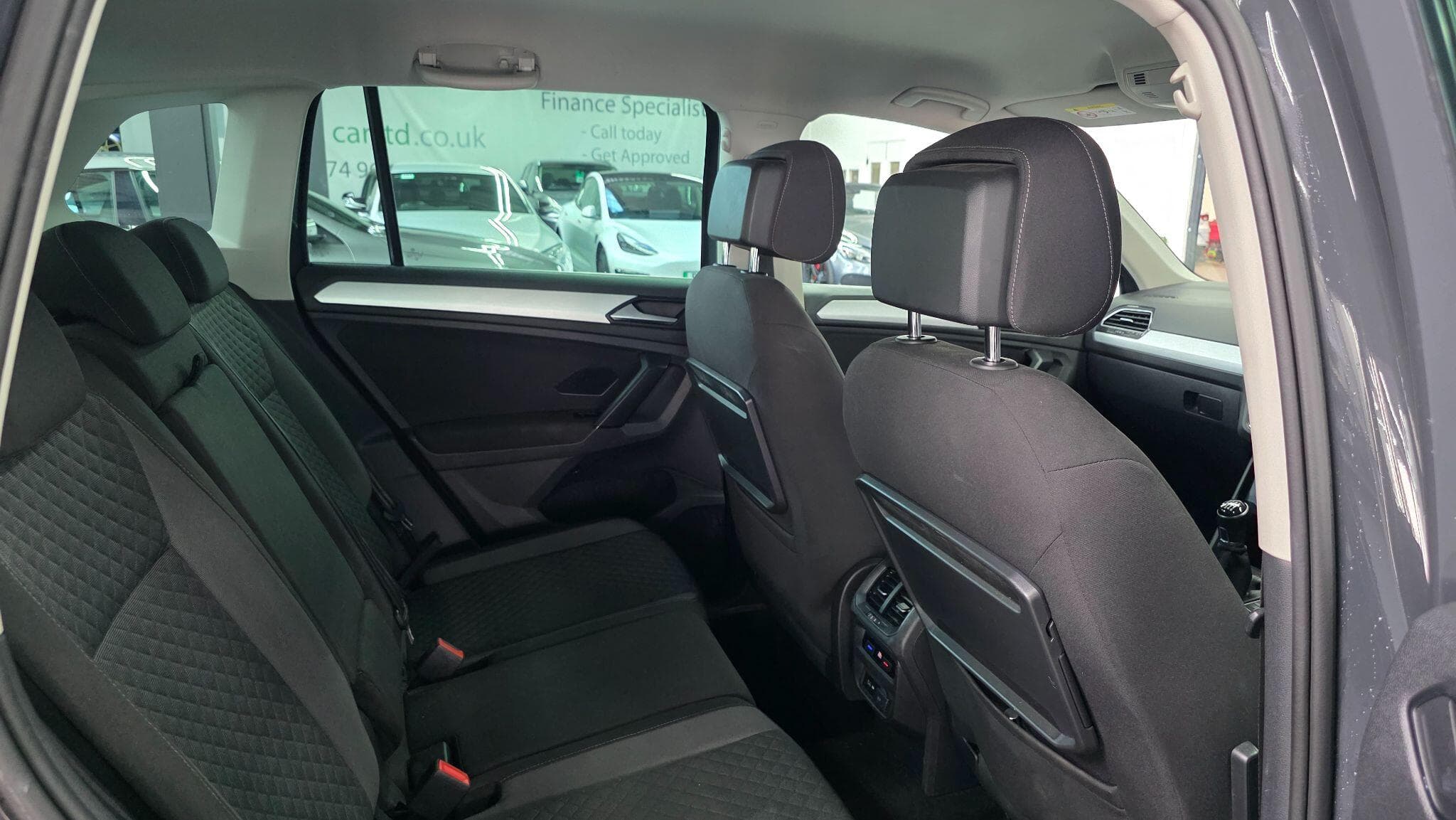 2019 Volkswagen Tiguan - Thumbnail 12