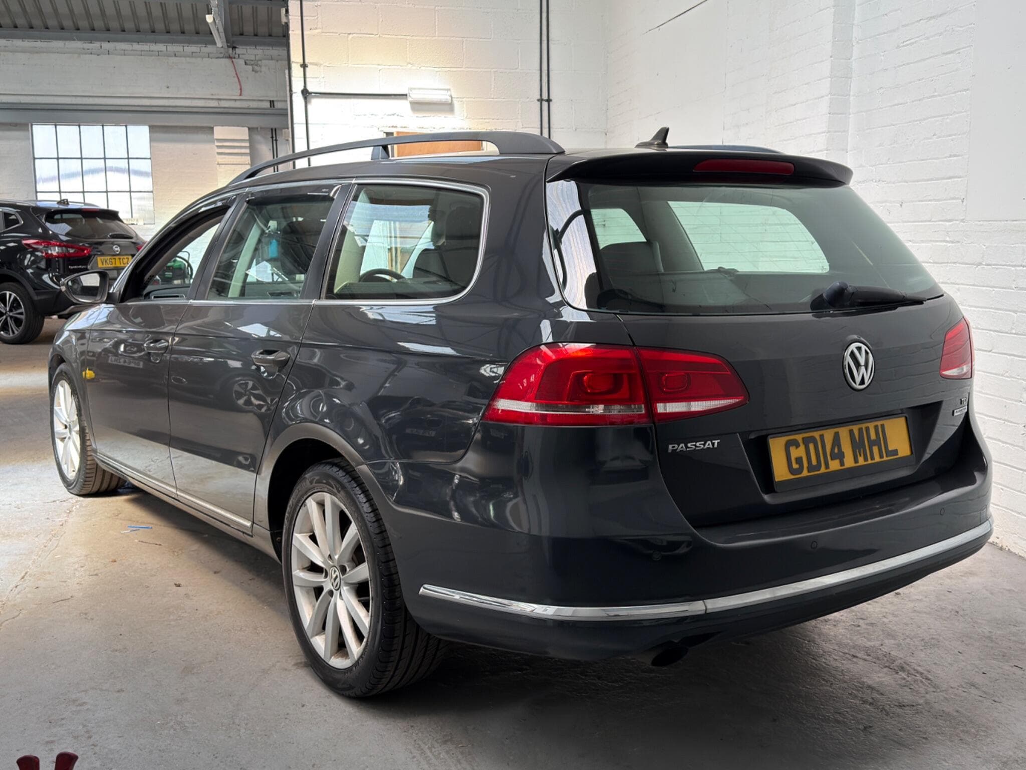 2014 Volkswagen Passat - Thumbnail 4