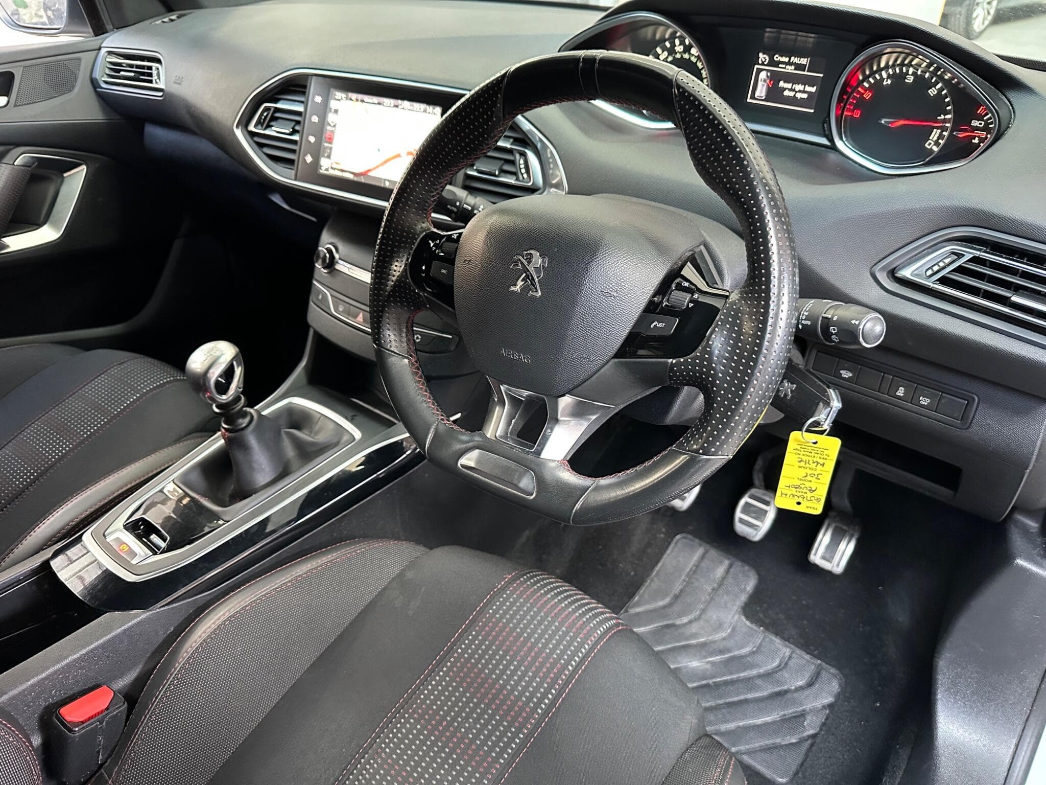 2016 Peugeot 308 - Image 4