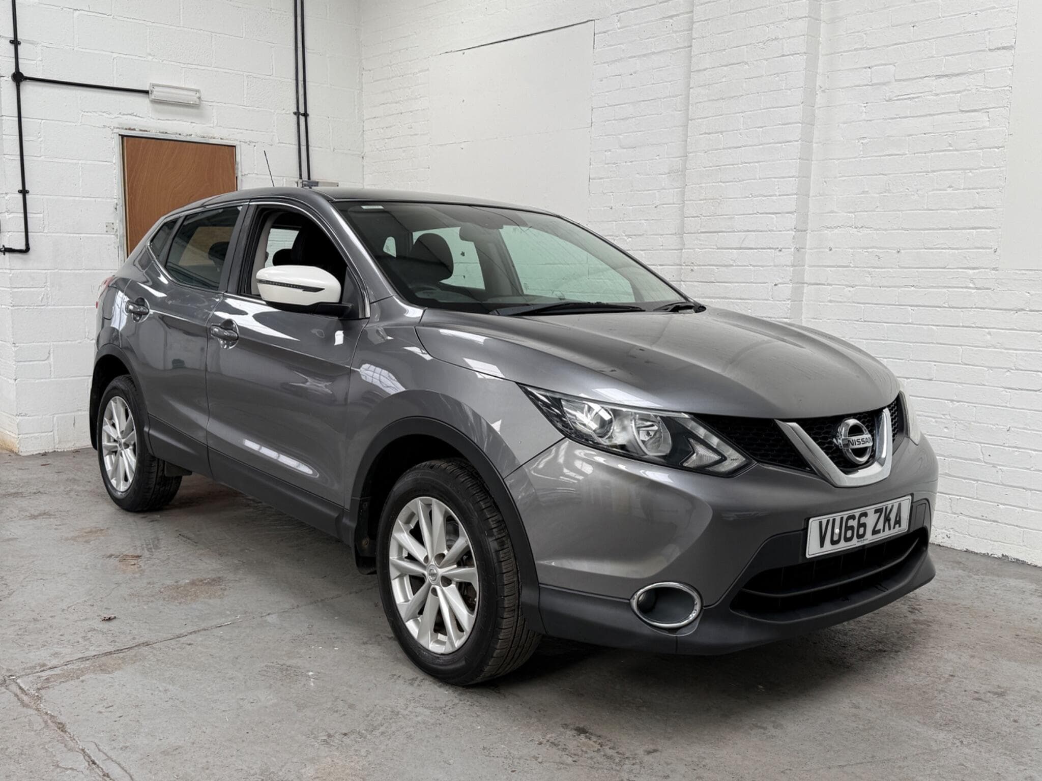 2016 Nissan Qashqai - Image 1